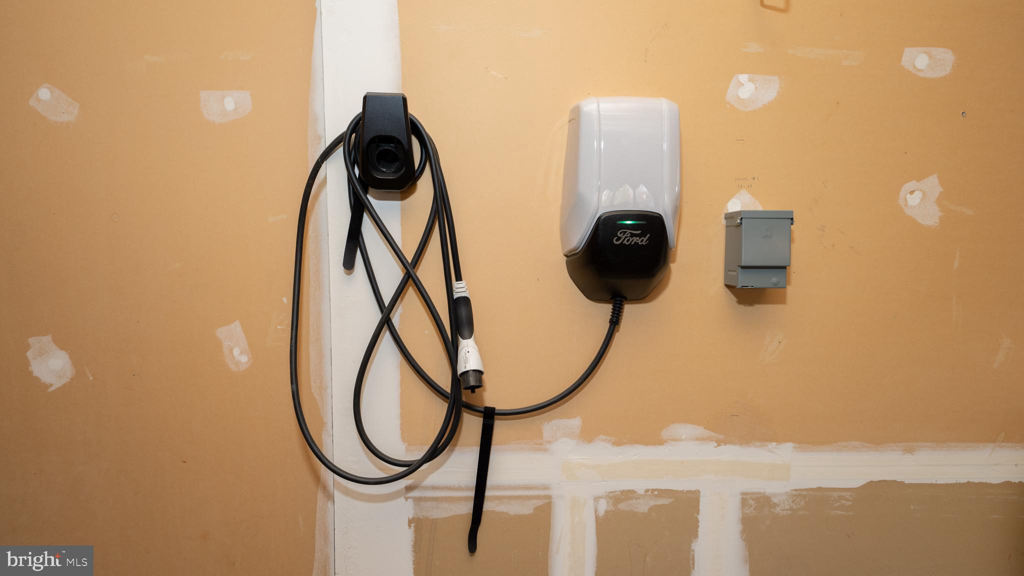 OAK VALLEY - Residential