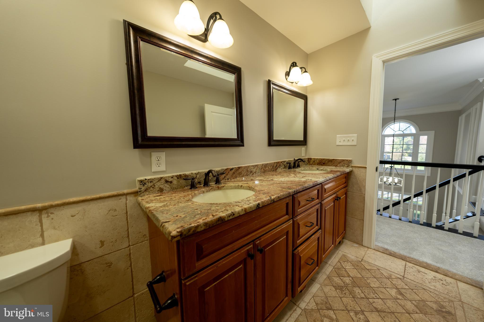 OAK VALLEY - Residential