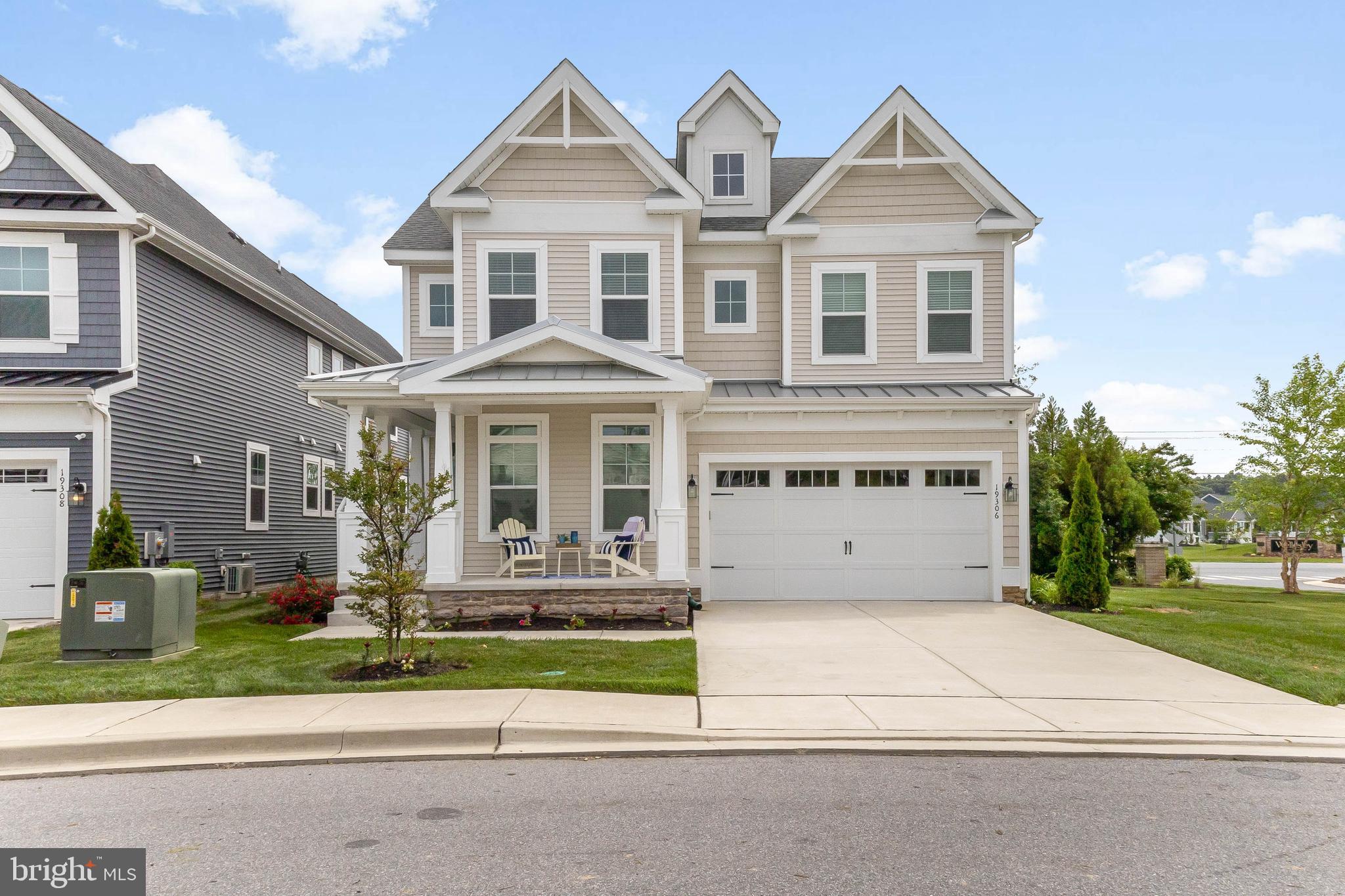 19306 LOBLOLLY CIRCLE