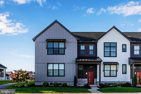 122 STICKLEY DRIVE MECHANICSBURG PA 17055