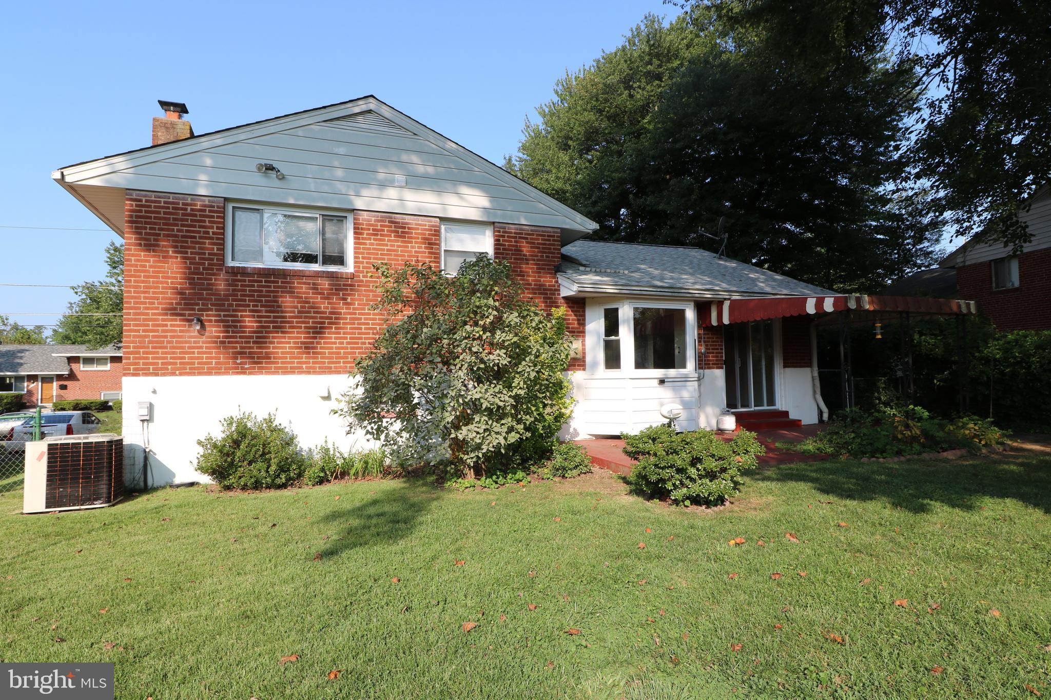 CARROLL KNOLLS - Residential Lease