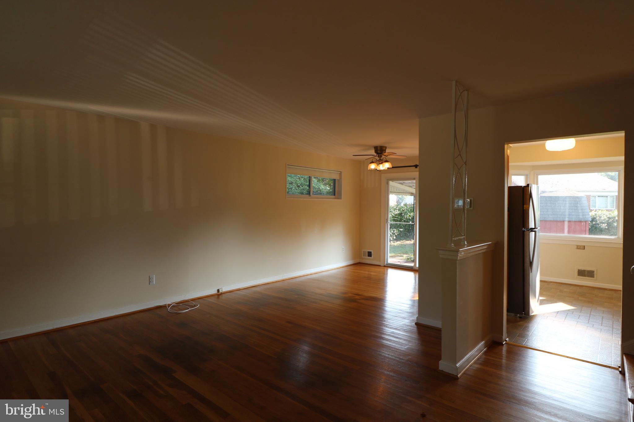 CARROLL KNOLLS - Residential Lease