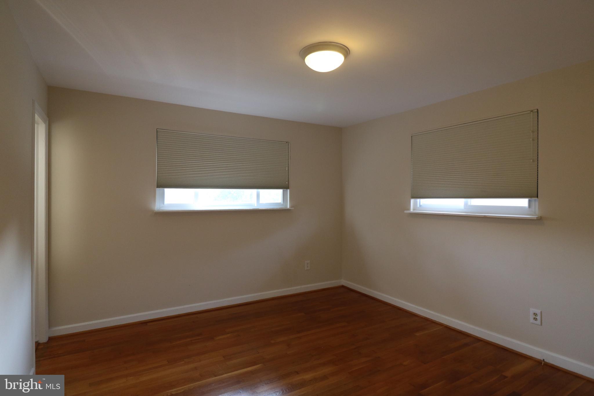 CARROLL KNOLLS - Residential Lease