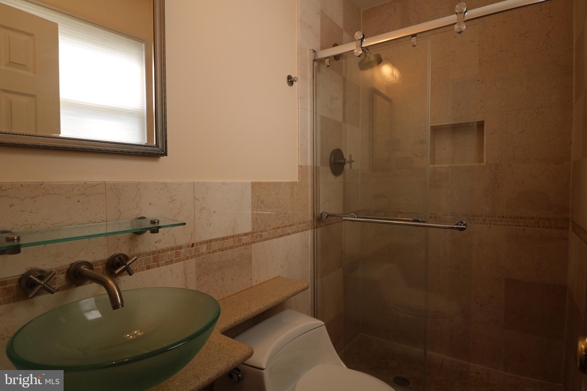 CARROLL KNOLLS - Residential Lease