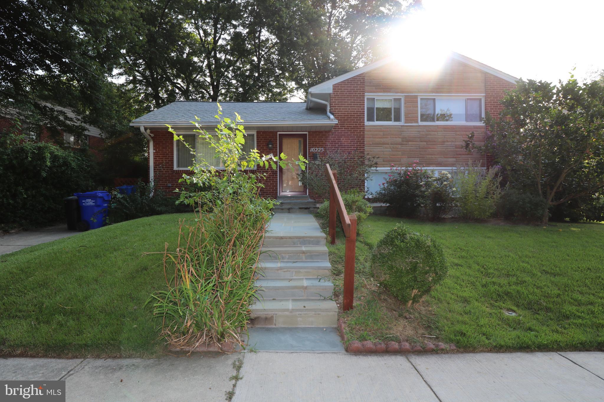 CARROLL KNOLLS - Residential Lease