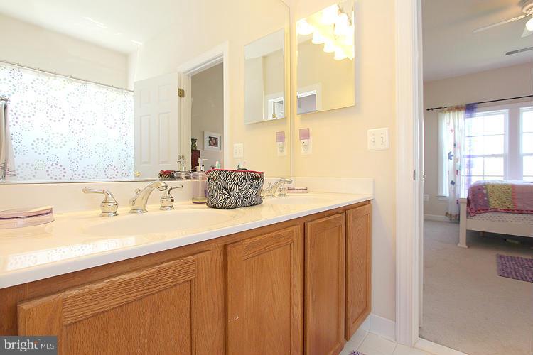 PORT POTOMAC - Residential