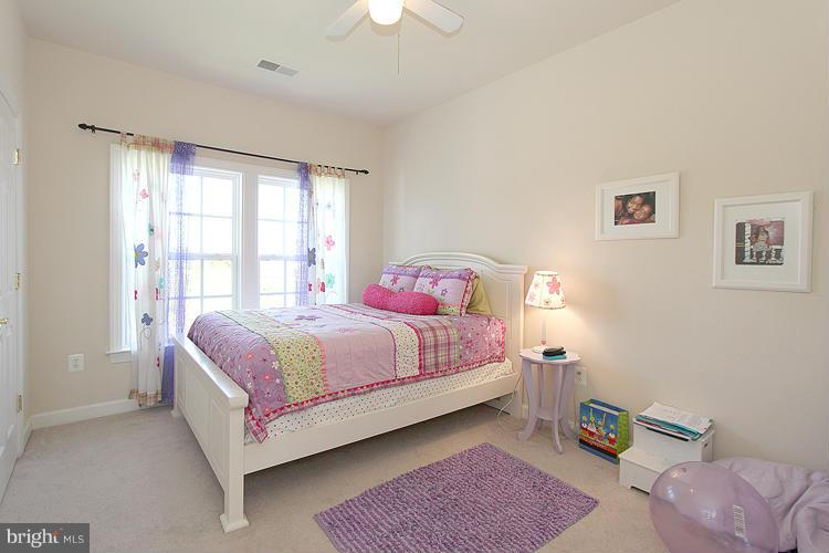 PORT POTOMAC - Residential