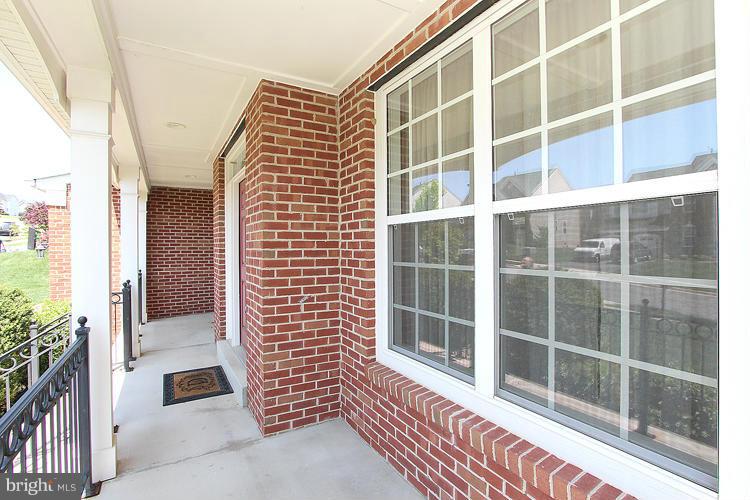 PORT POTOMAC - Residential