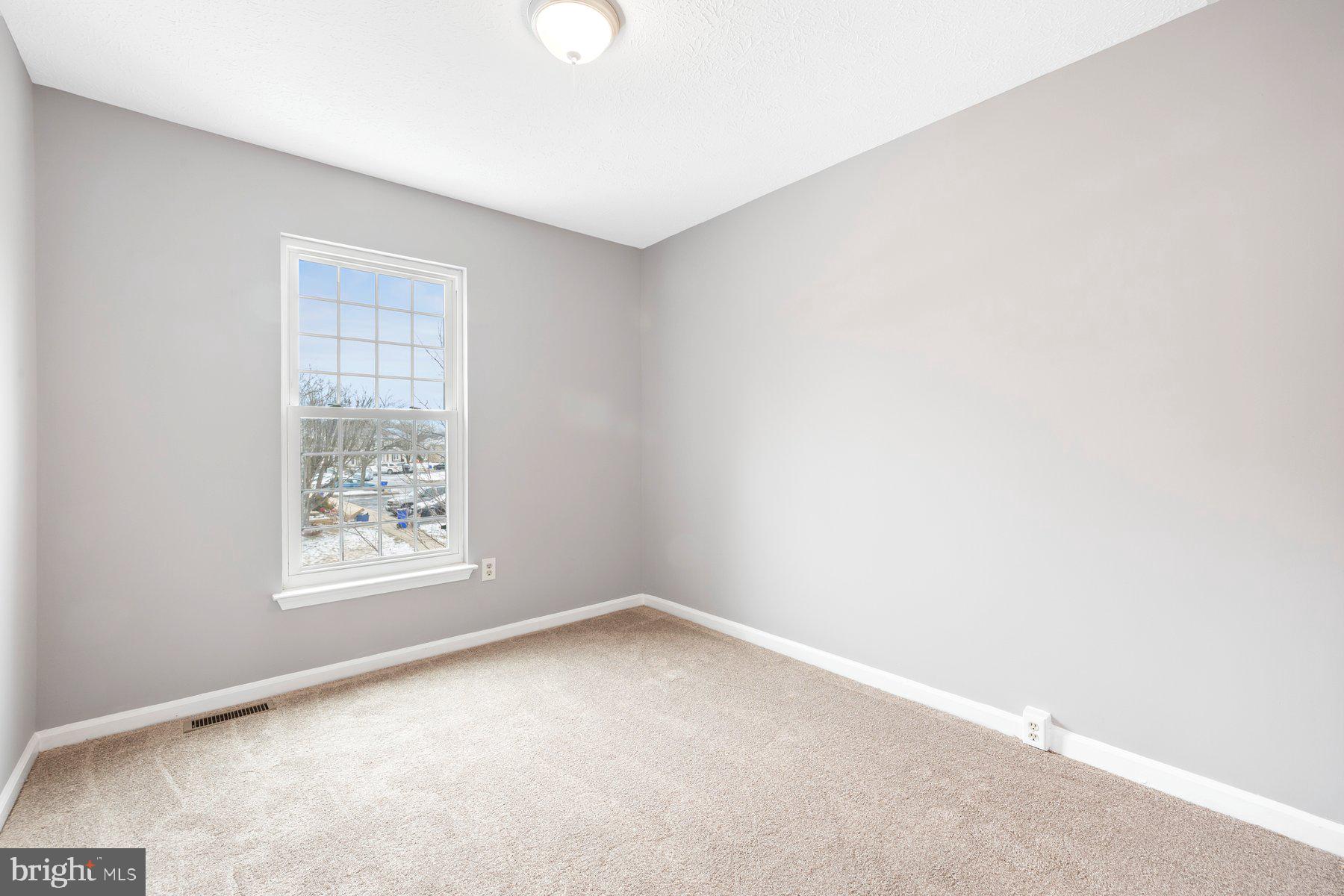 ROBIN MEADOWS - Residential