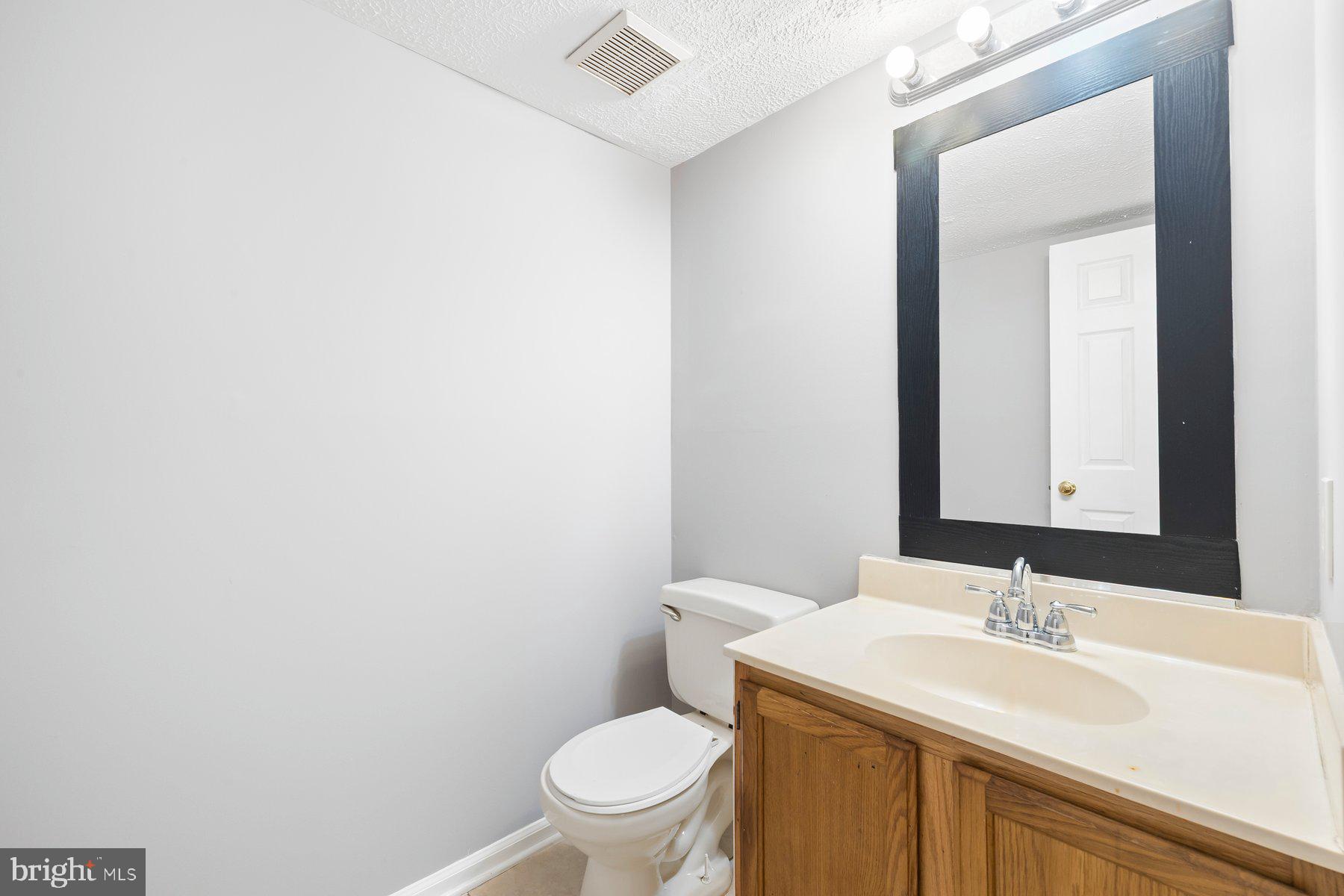 ROBIN MEADOWS - Residential