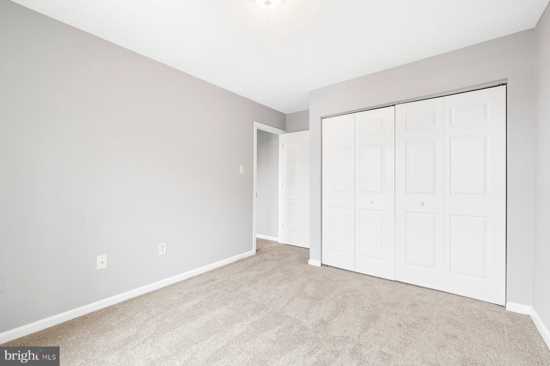 ROBIN MEADOWS - Residential