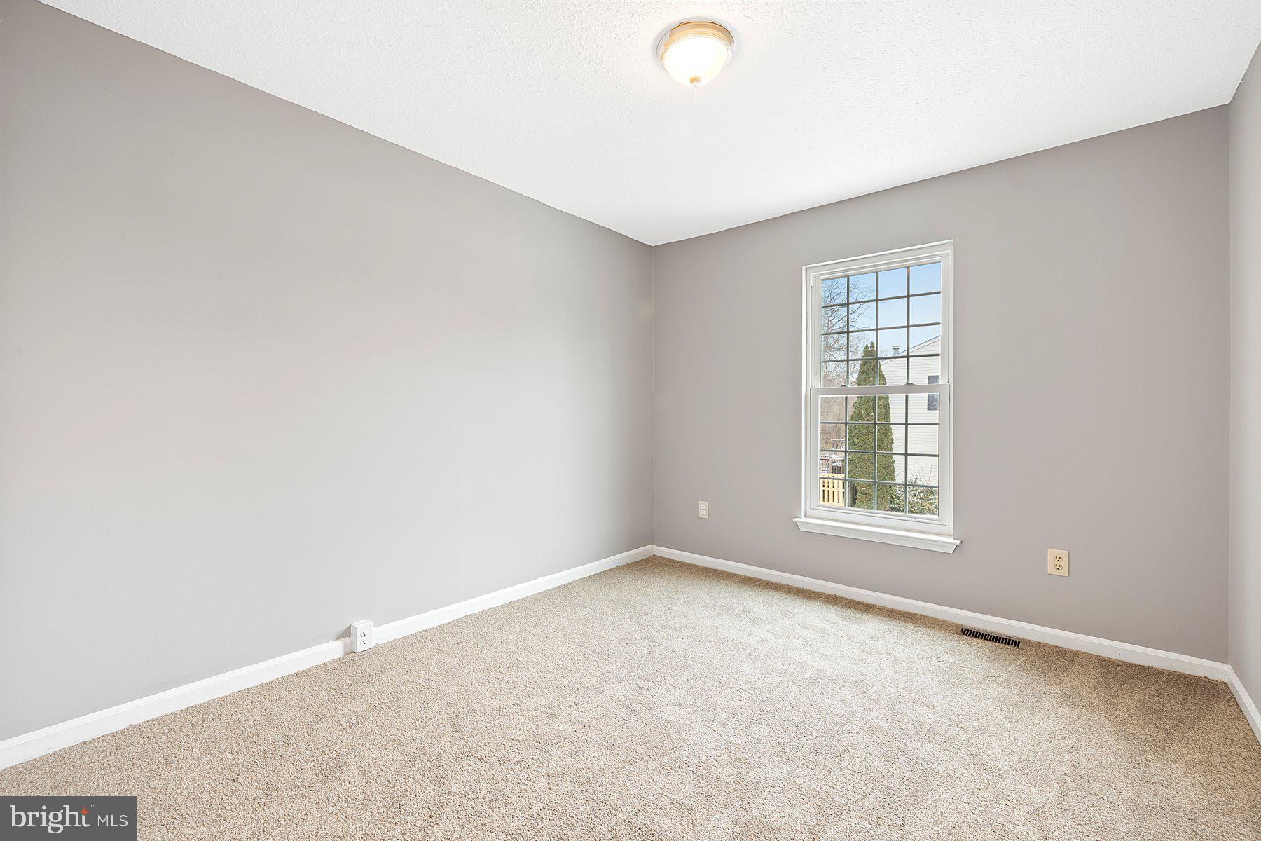 ROBIN MEADOWS - Residential