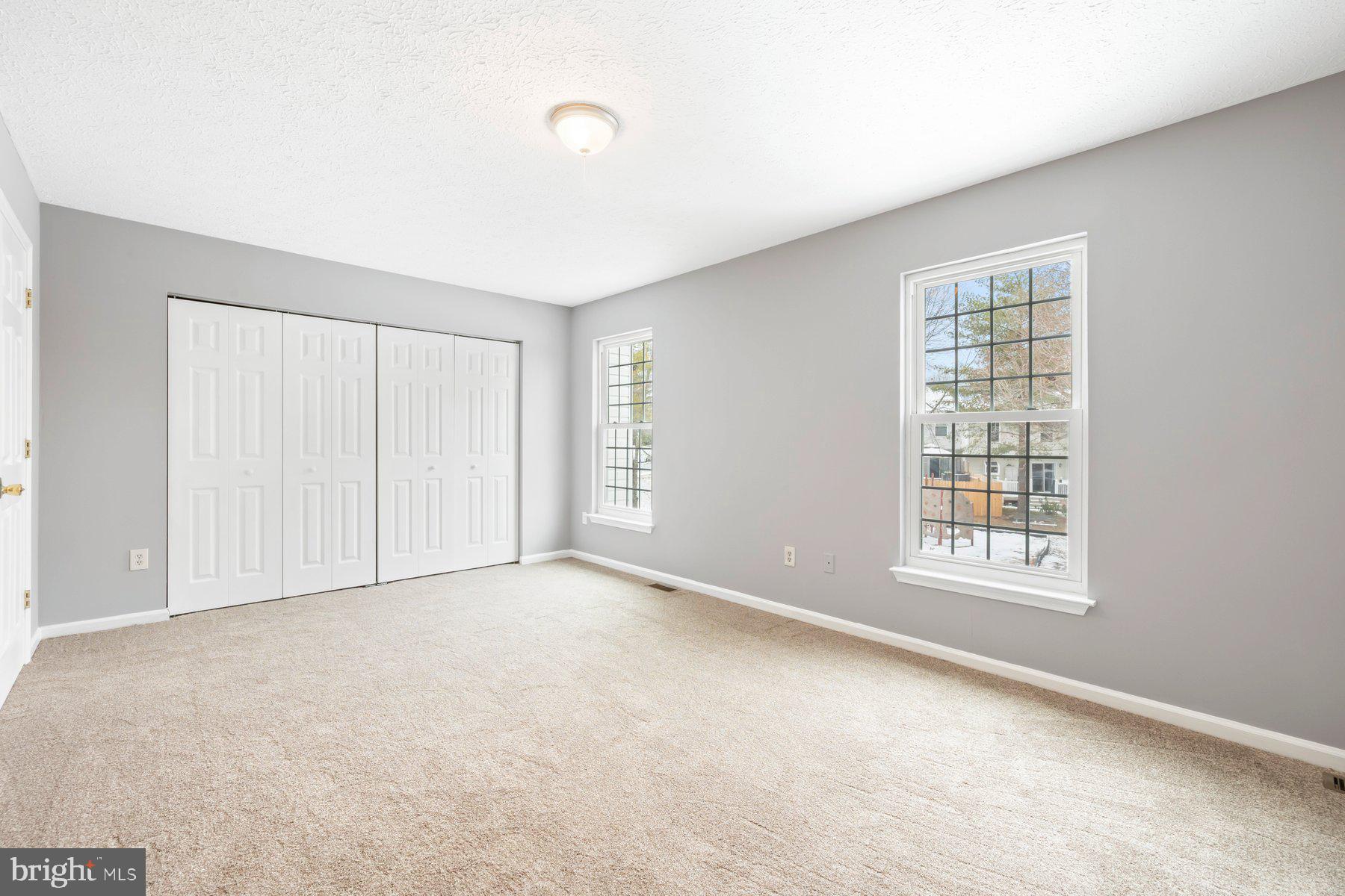 ROBIN MEADOWS - Residential