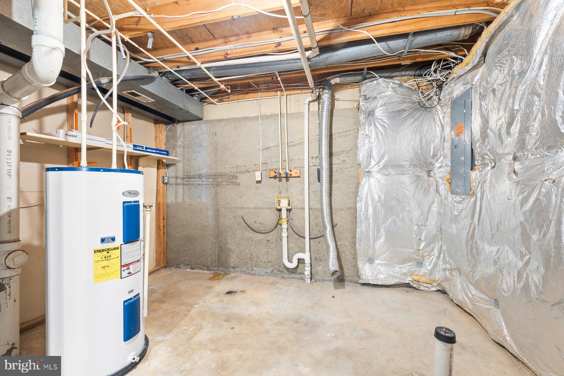 ROBIN MEADOWS - Residential