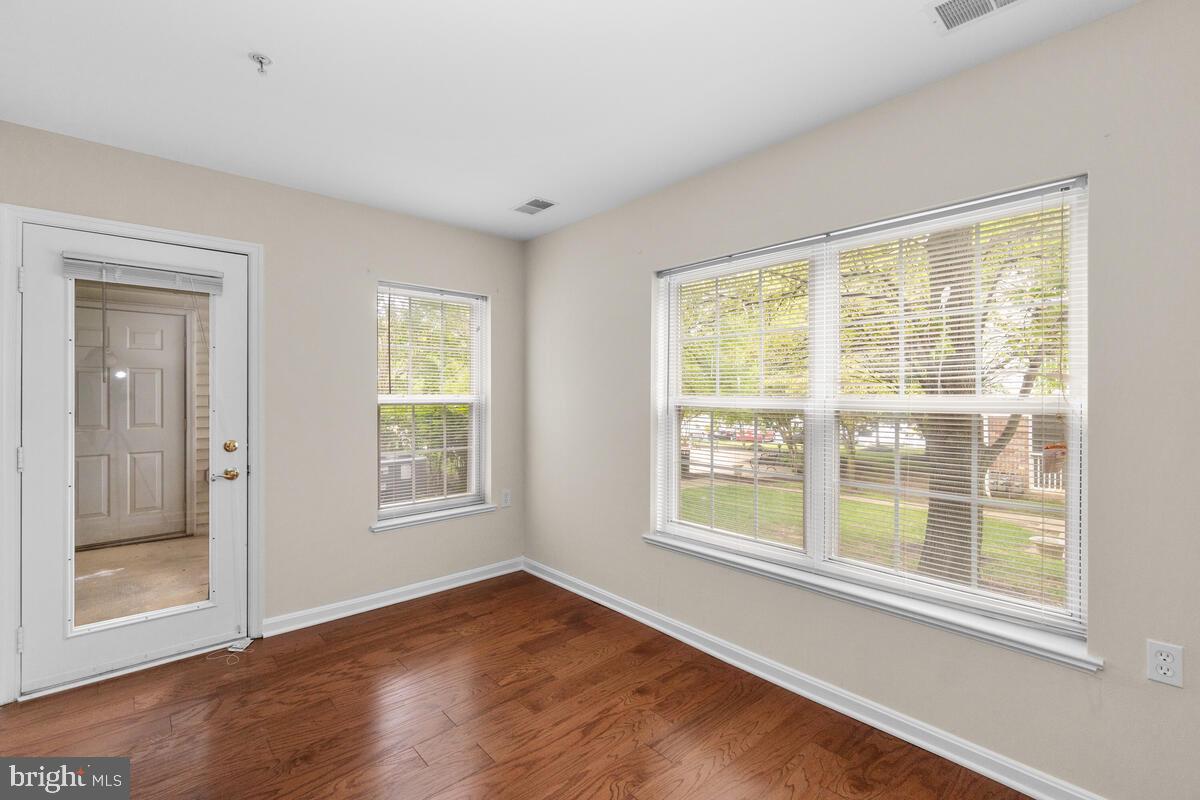 GREENBELT LAKE VILLAGE - Residential