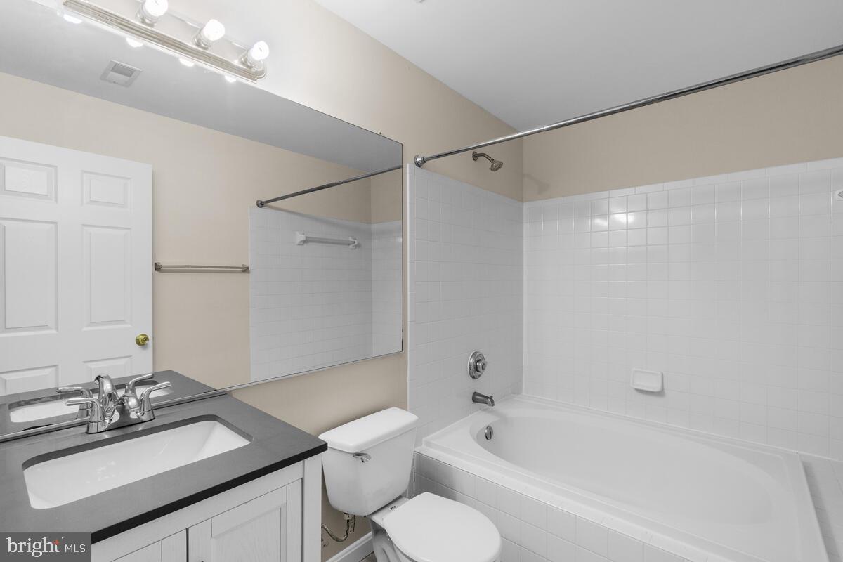 GREENBELT LAKE VILLAGE - Residential