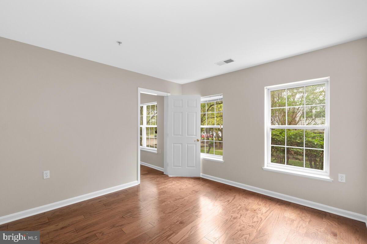 GREENBELT LAKE VILLAGE - Residential