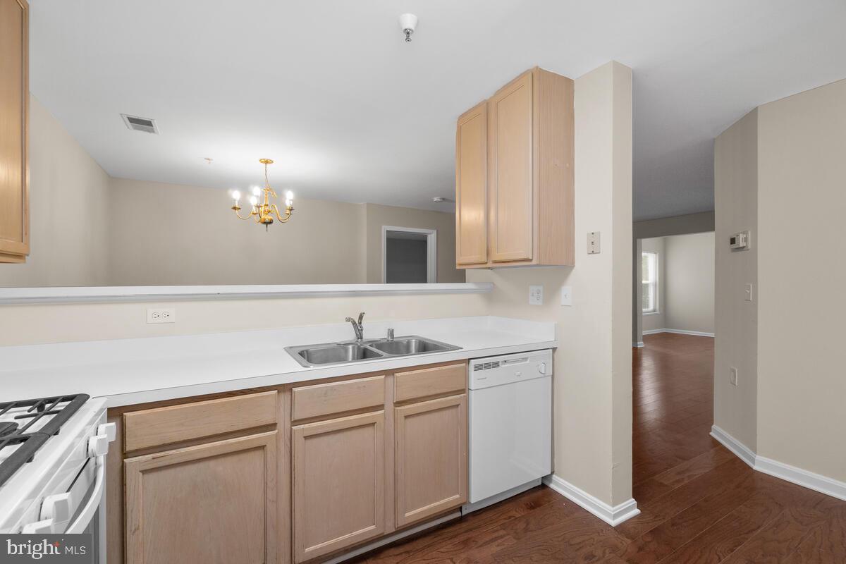 GREENBELT LAKE VILLAGE - Residential