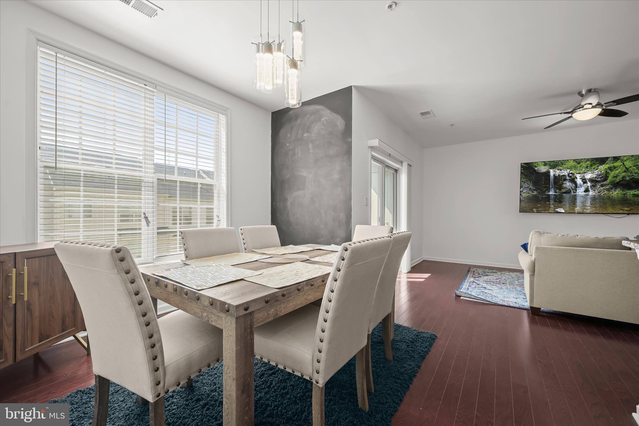 WOODMORE TOWNE CENTRE - Residential Lease