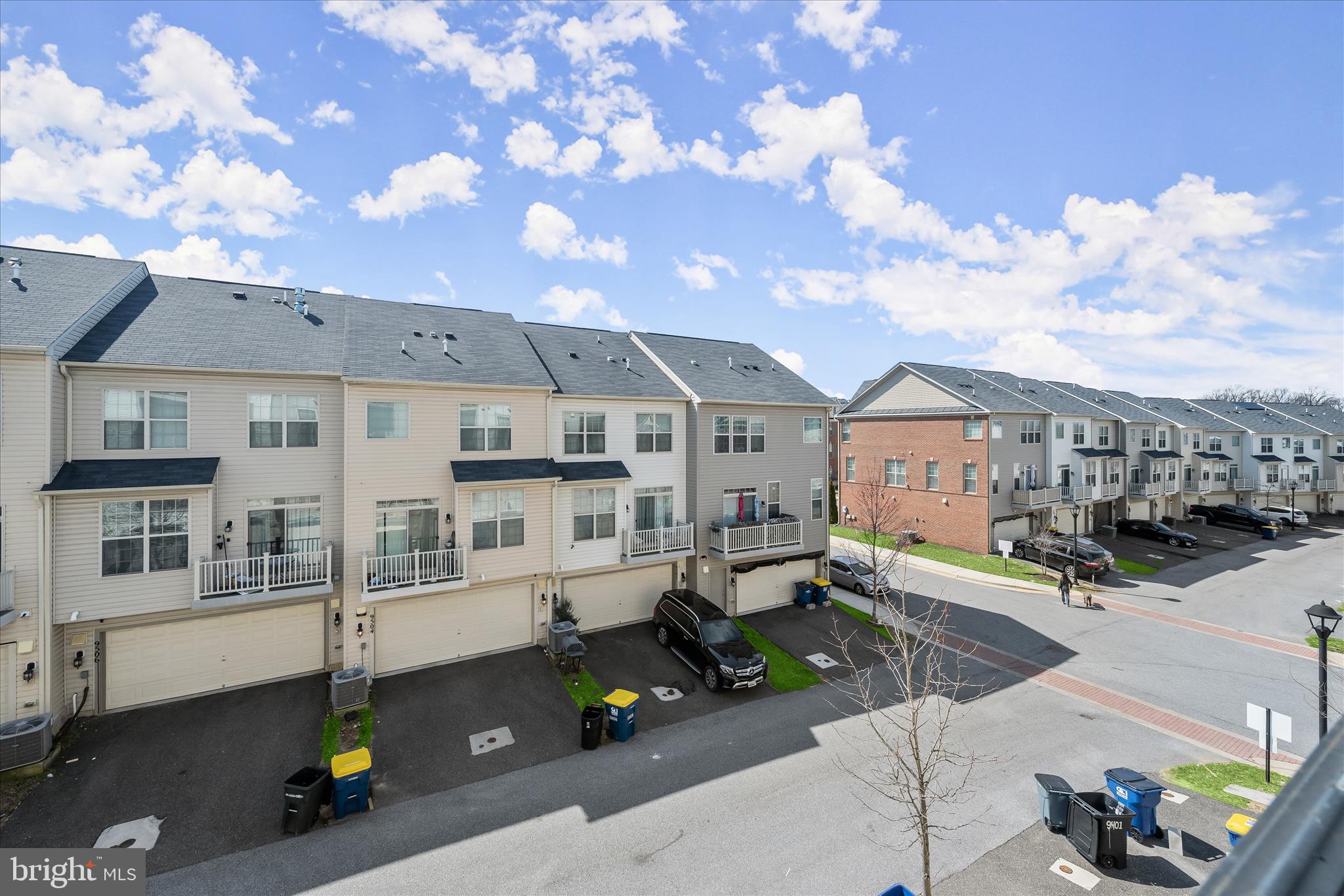 WOODMORE TOWNE CENTRE - Residential Lease