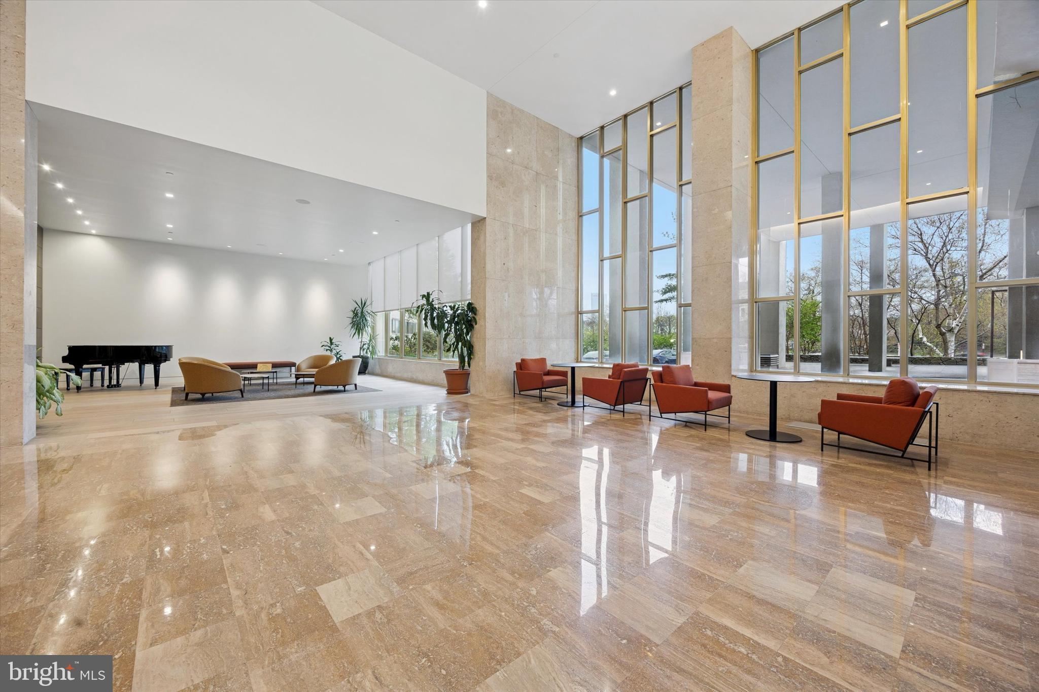 ART MUSEUM AREA - Residential