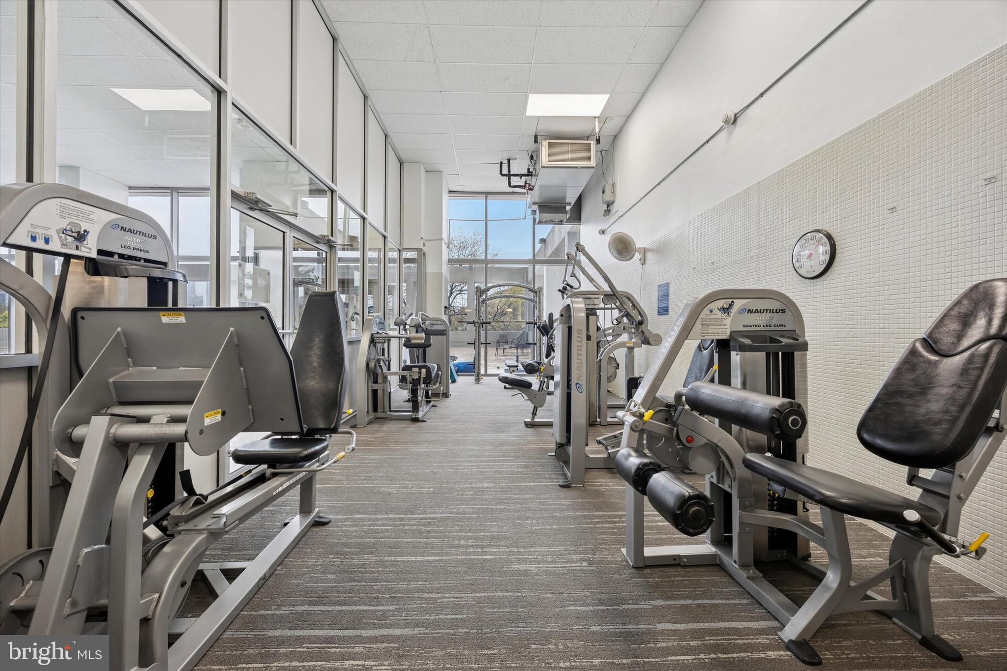 ART MUSEUM AREA - Residential