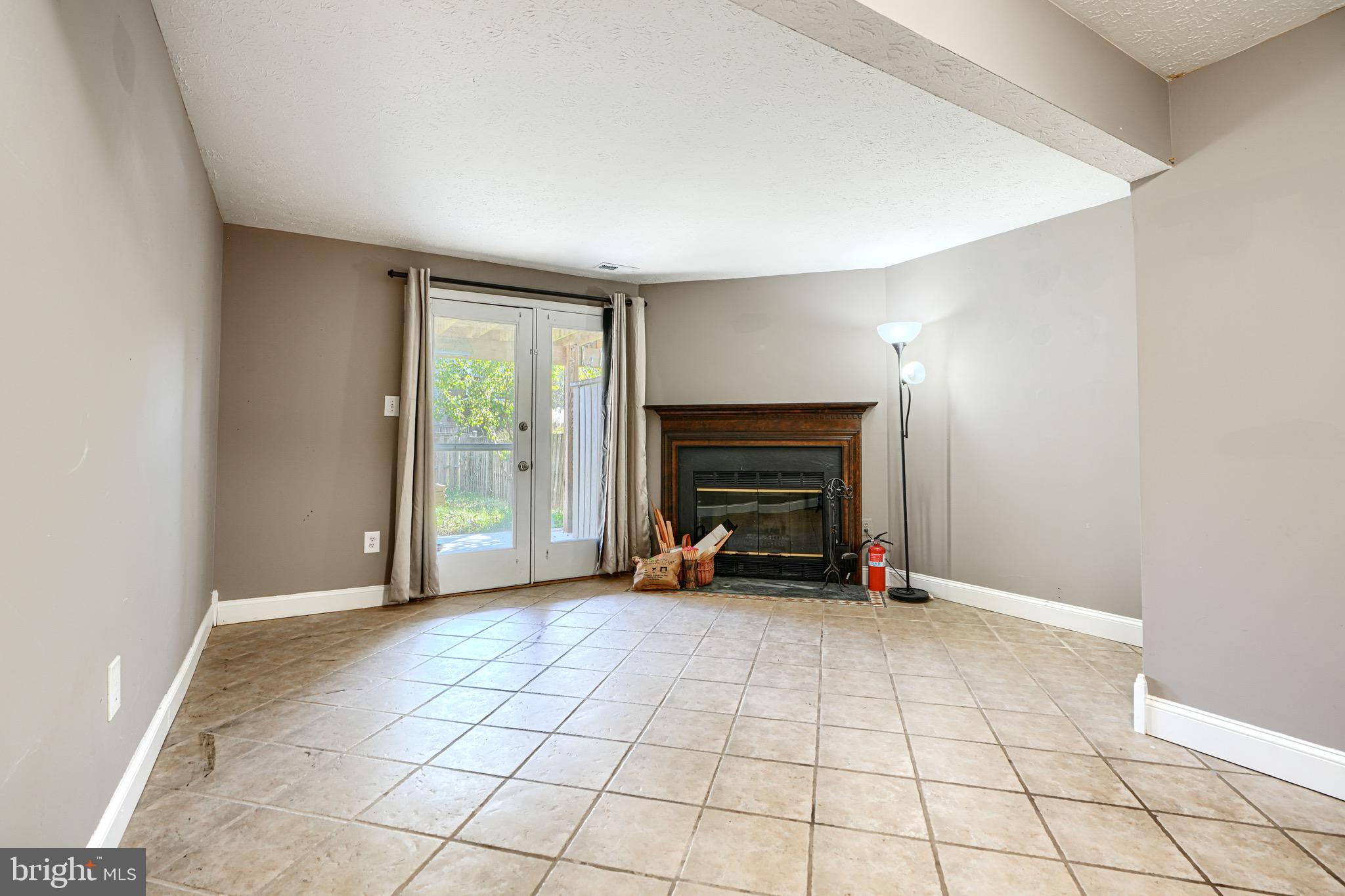 FEATHERHILL - Residential