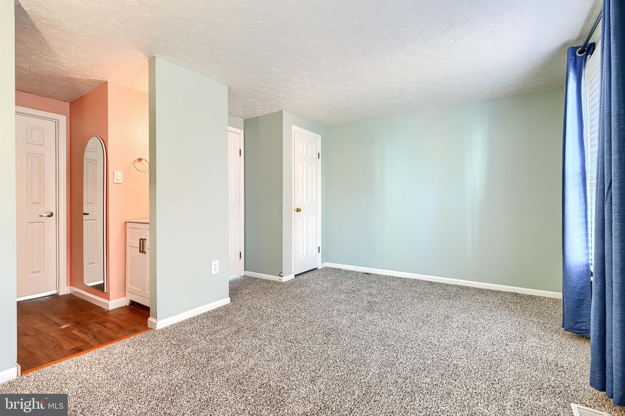 FEATHERHILL - Residential