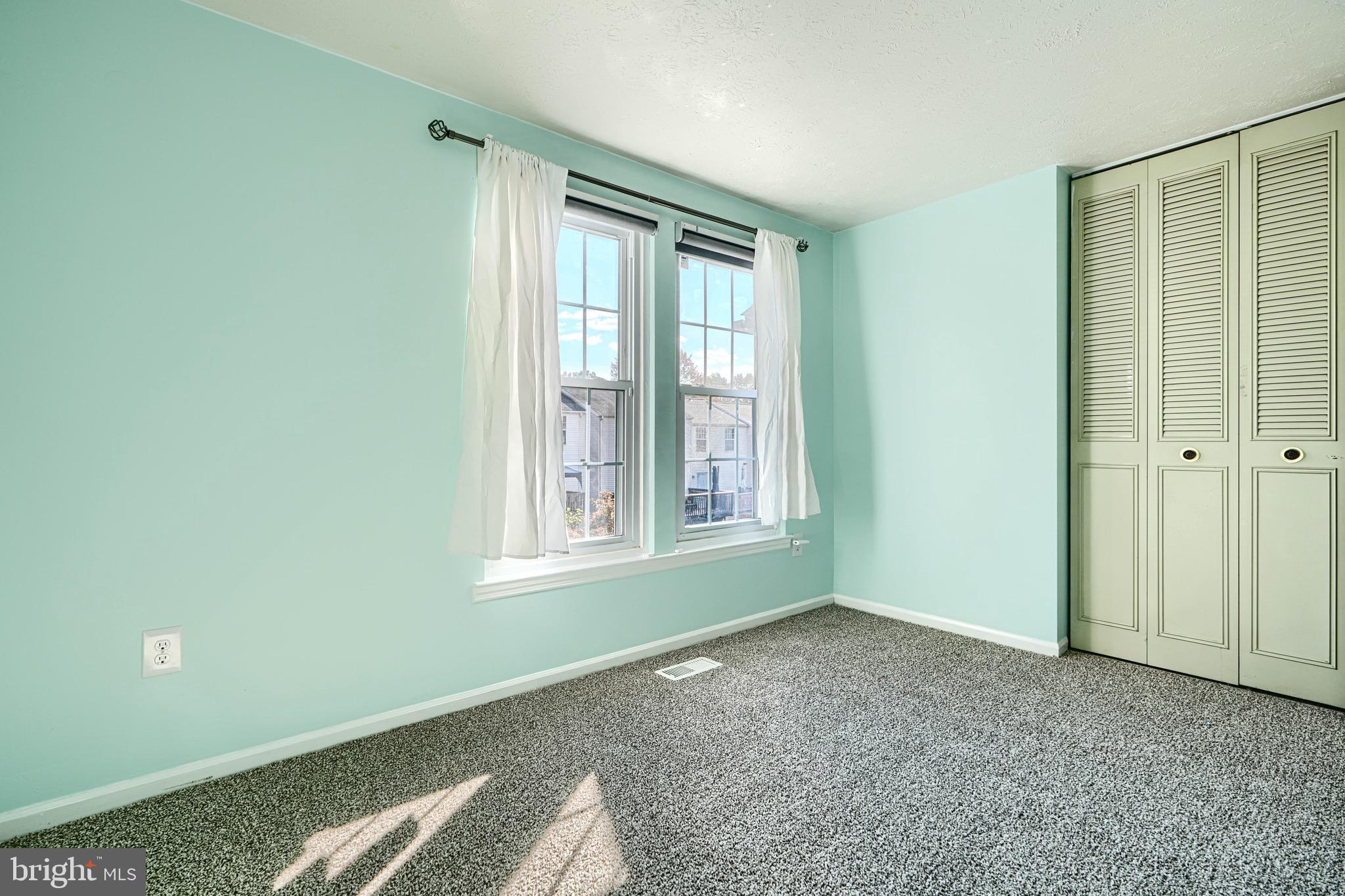 FEATHERHILL - Residential