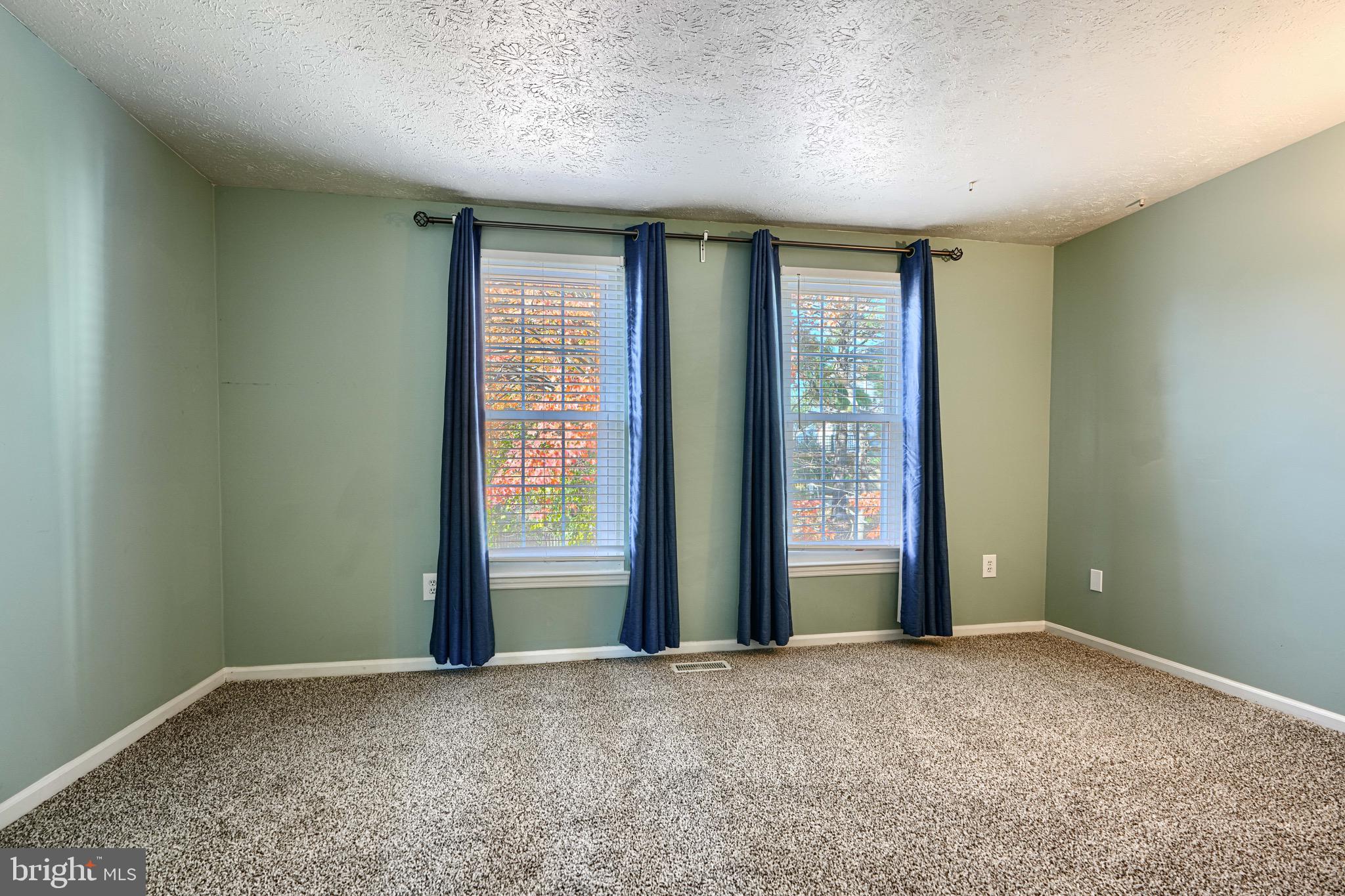 FEATHERHILL - Residential