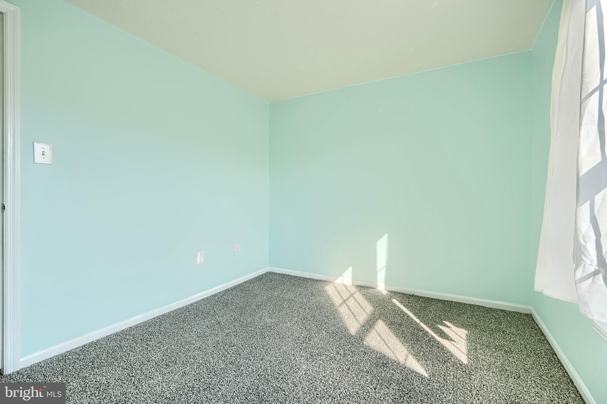 FEATHERHILL - Residential