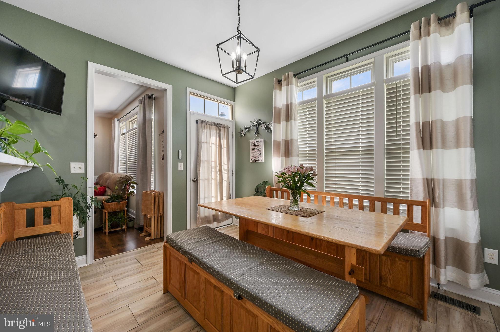 ESTS AT WEST SHORE - Residential