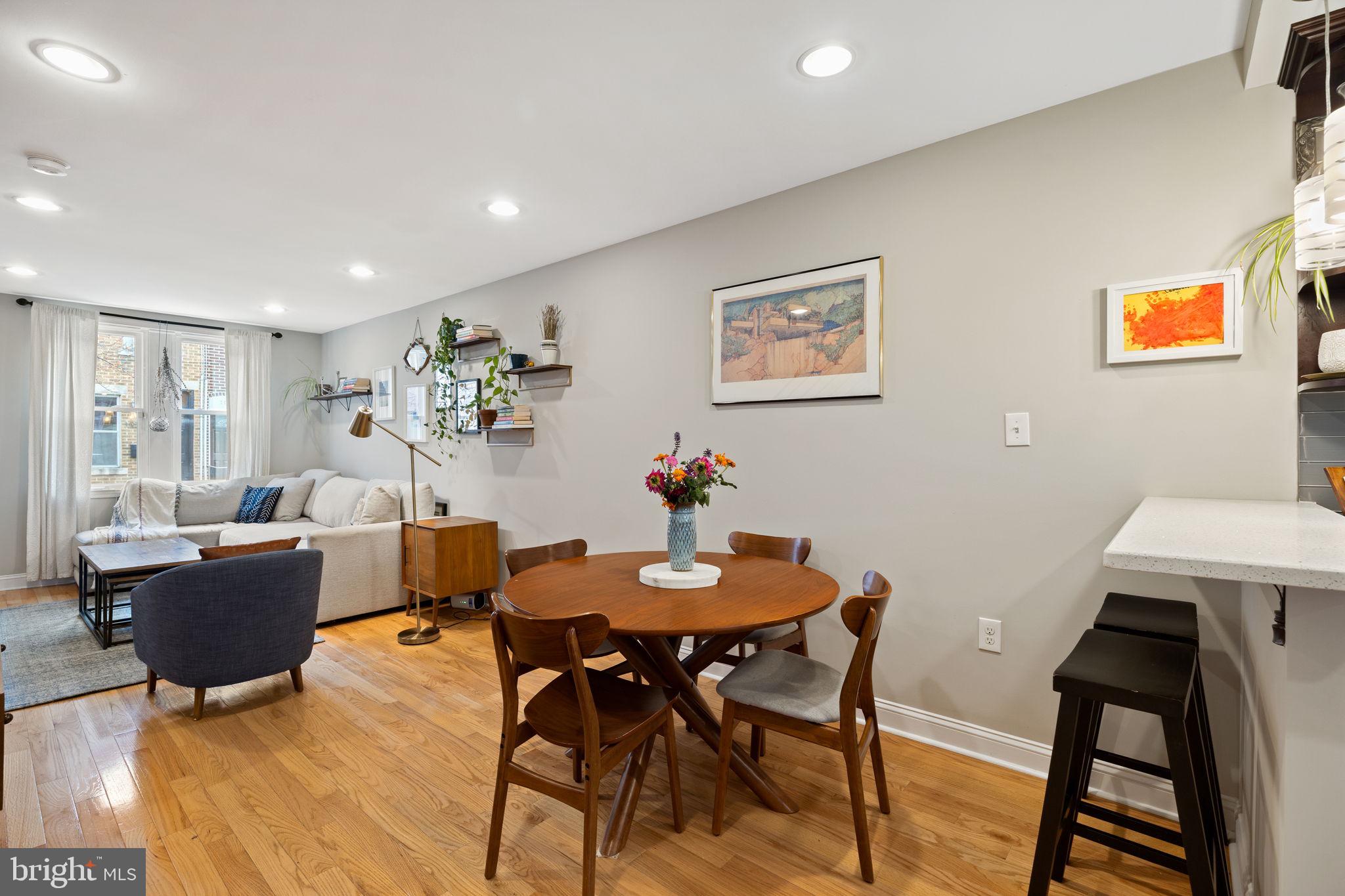 1928 S ISEMINGER STREET