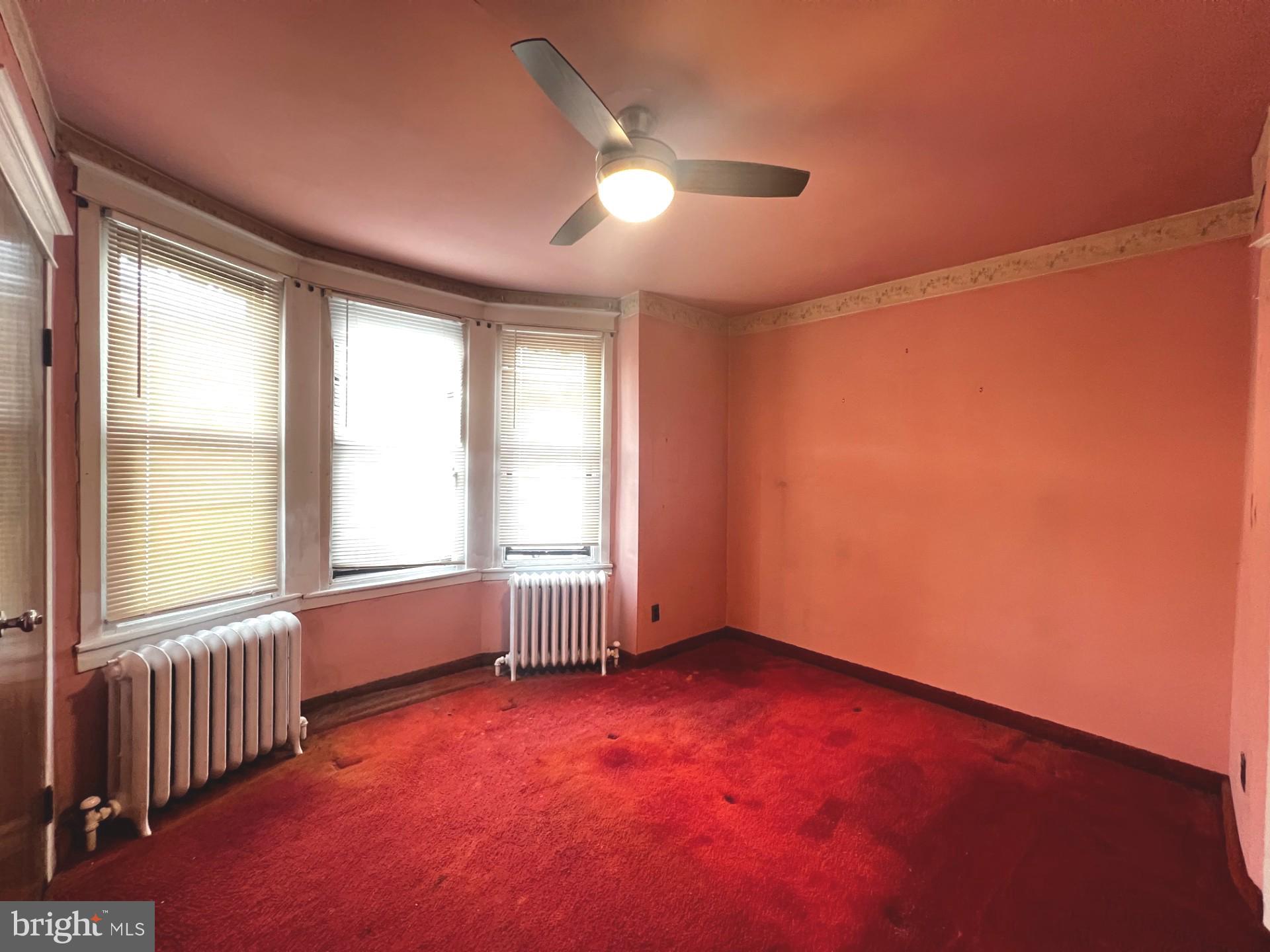 WHITMAN - Residential