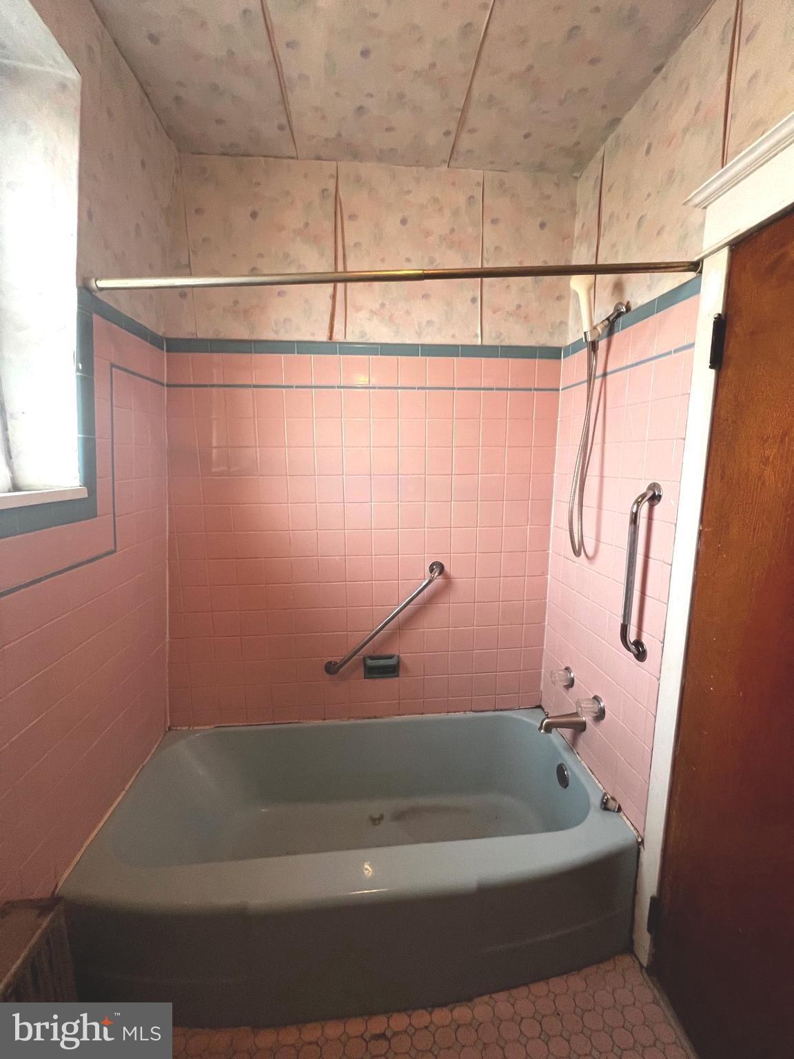 WHITMAN - Residential