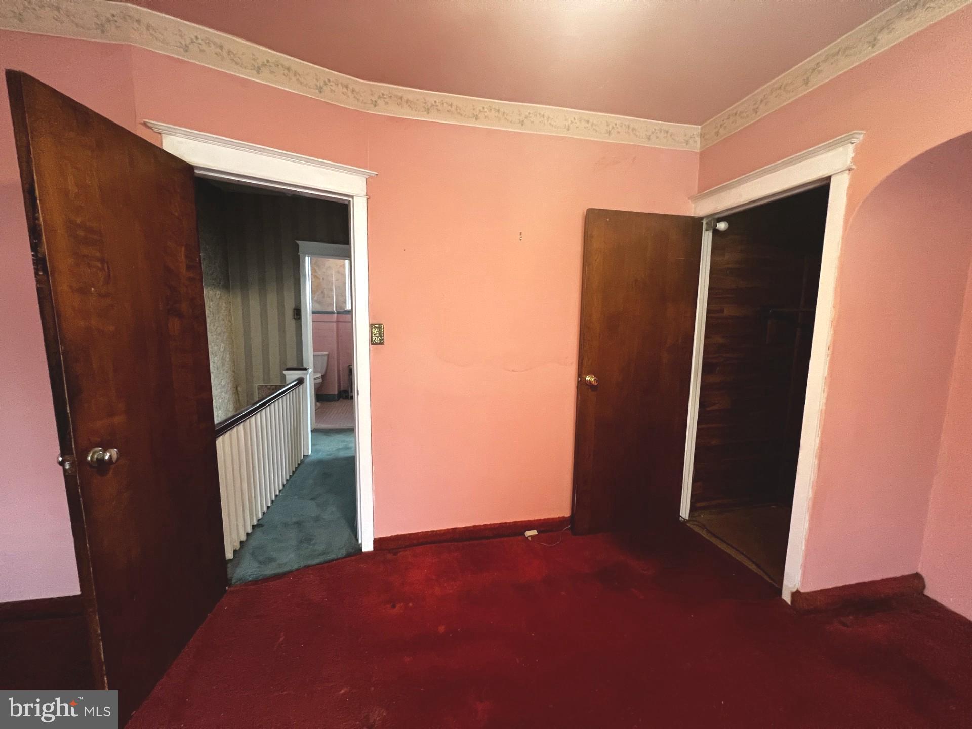 WHITMAN - Residential