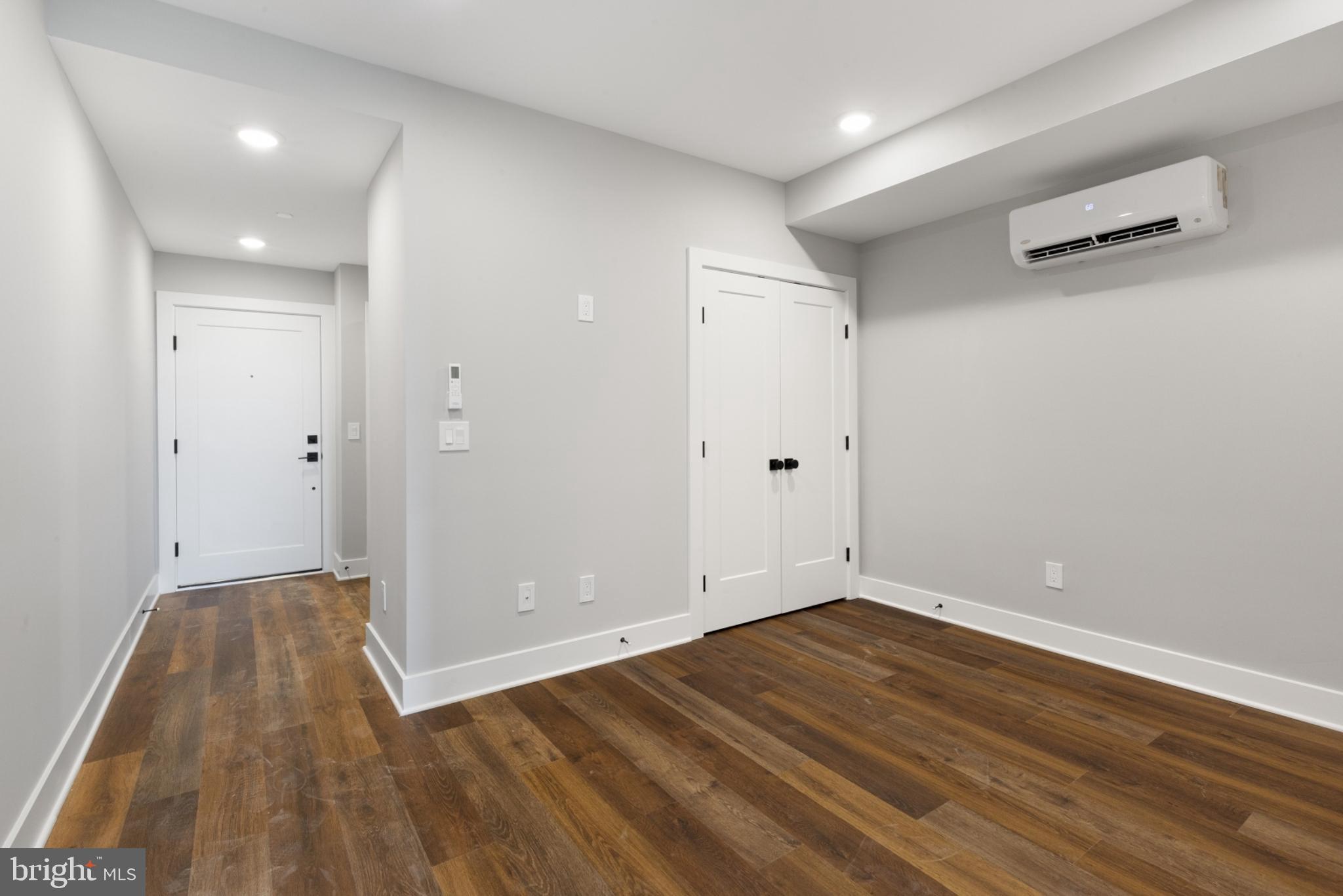 EAST KENSINGTON - Residential Lease