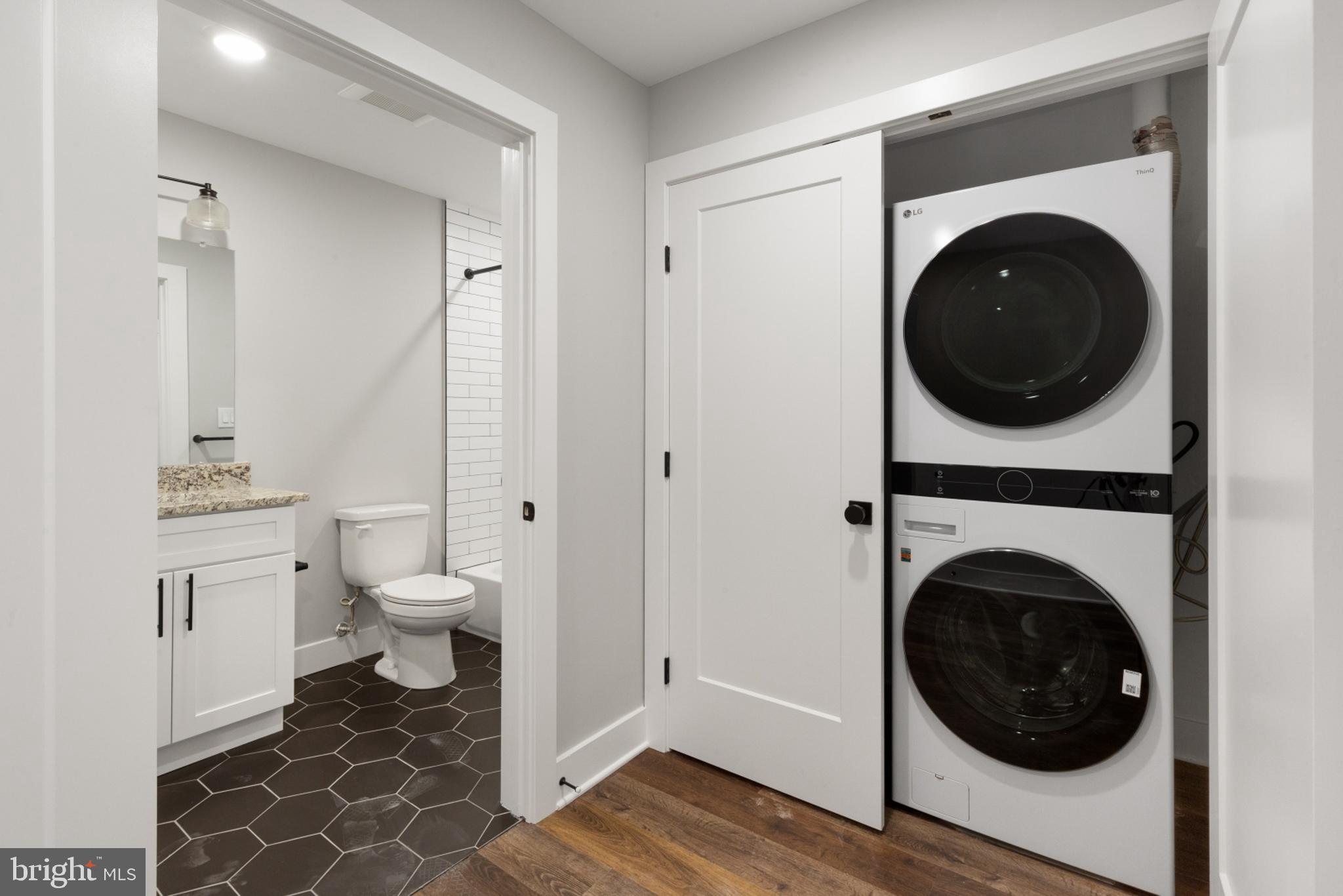 EAST KENSINGTON - Residential Lease