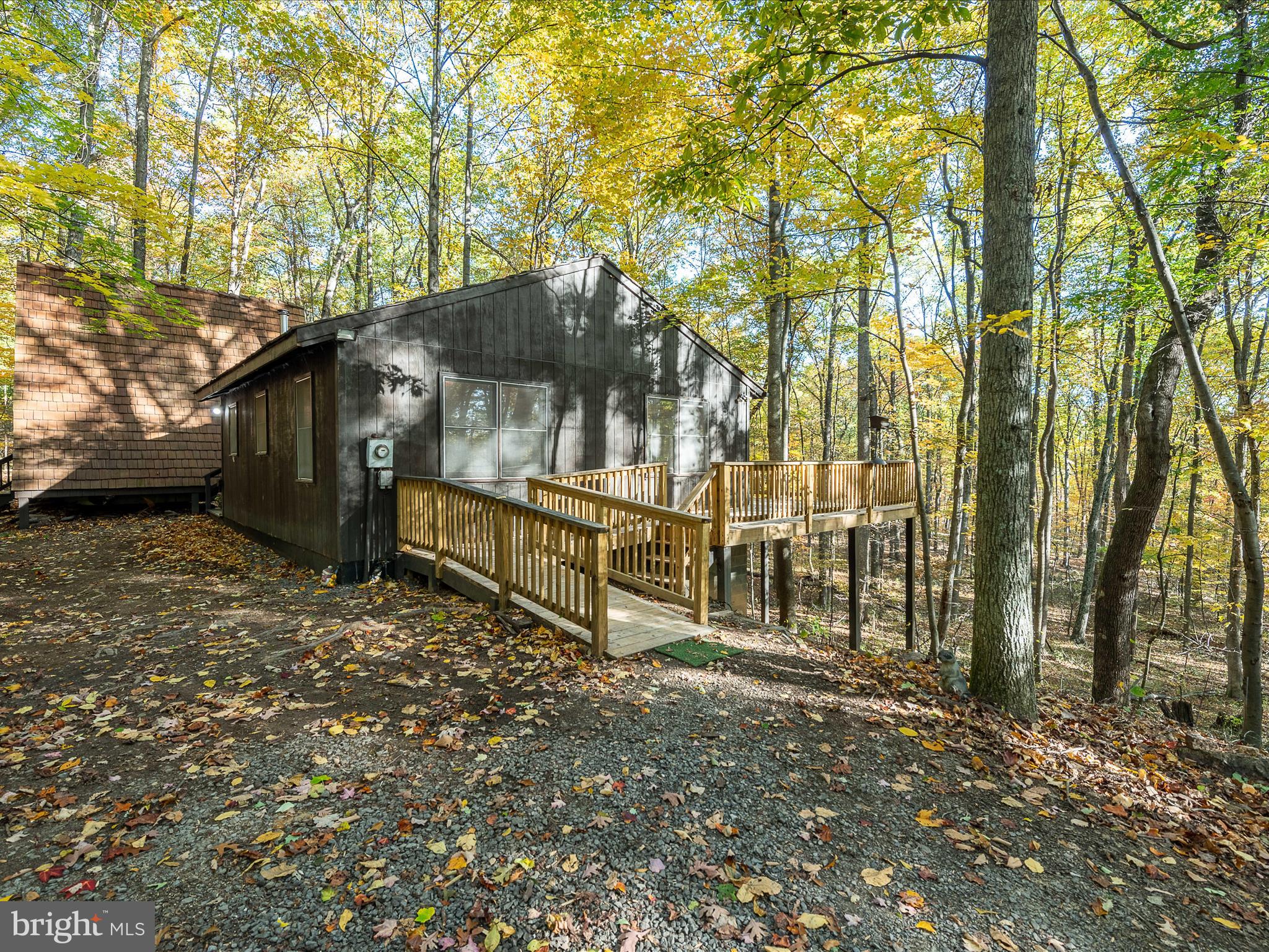 HAPPY VALLEY RETREAT - Residential