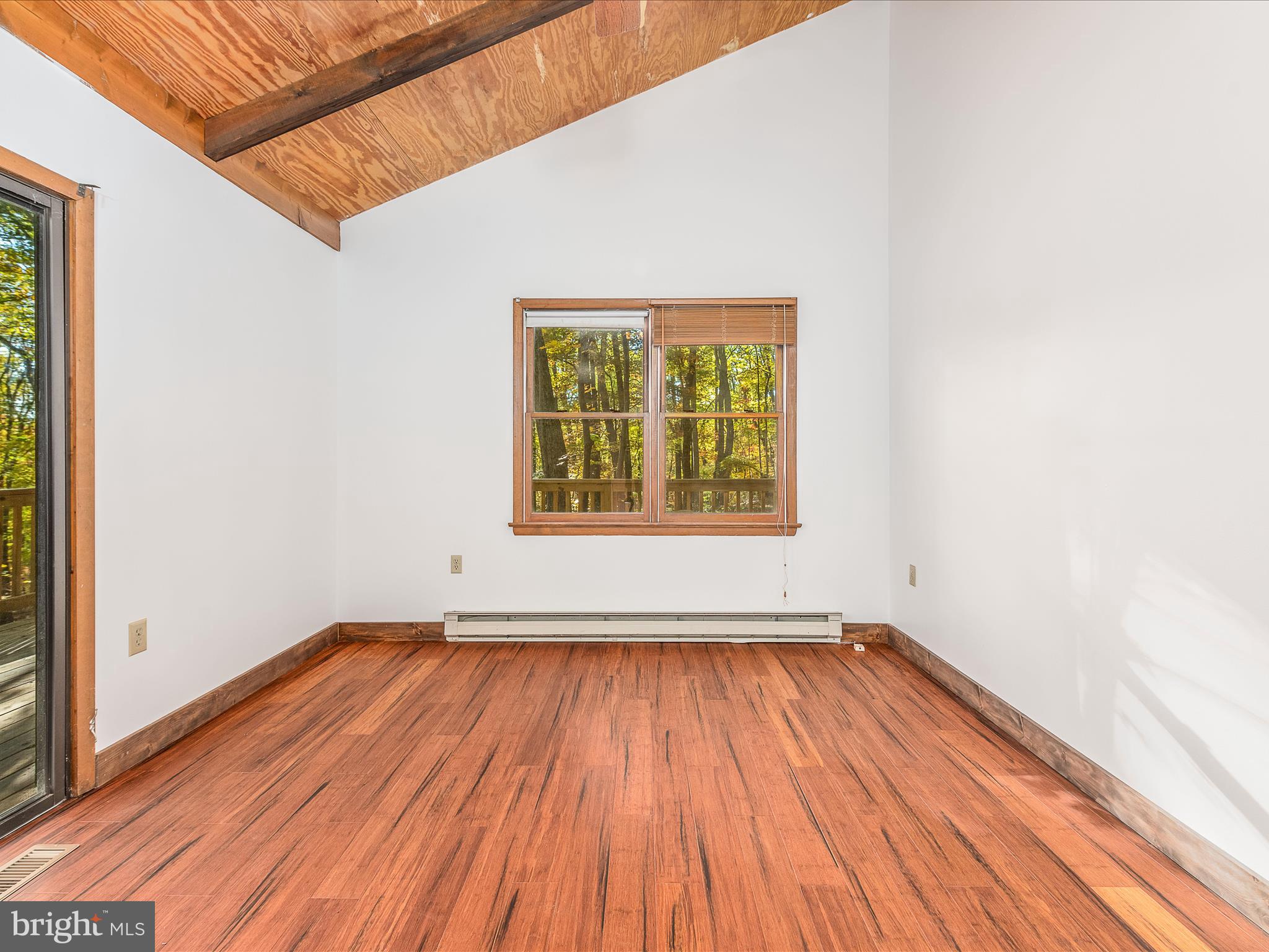 HAPPY VALLEY RETREAT - Residential