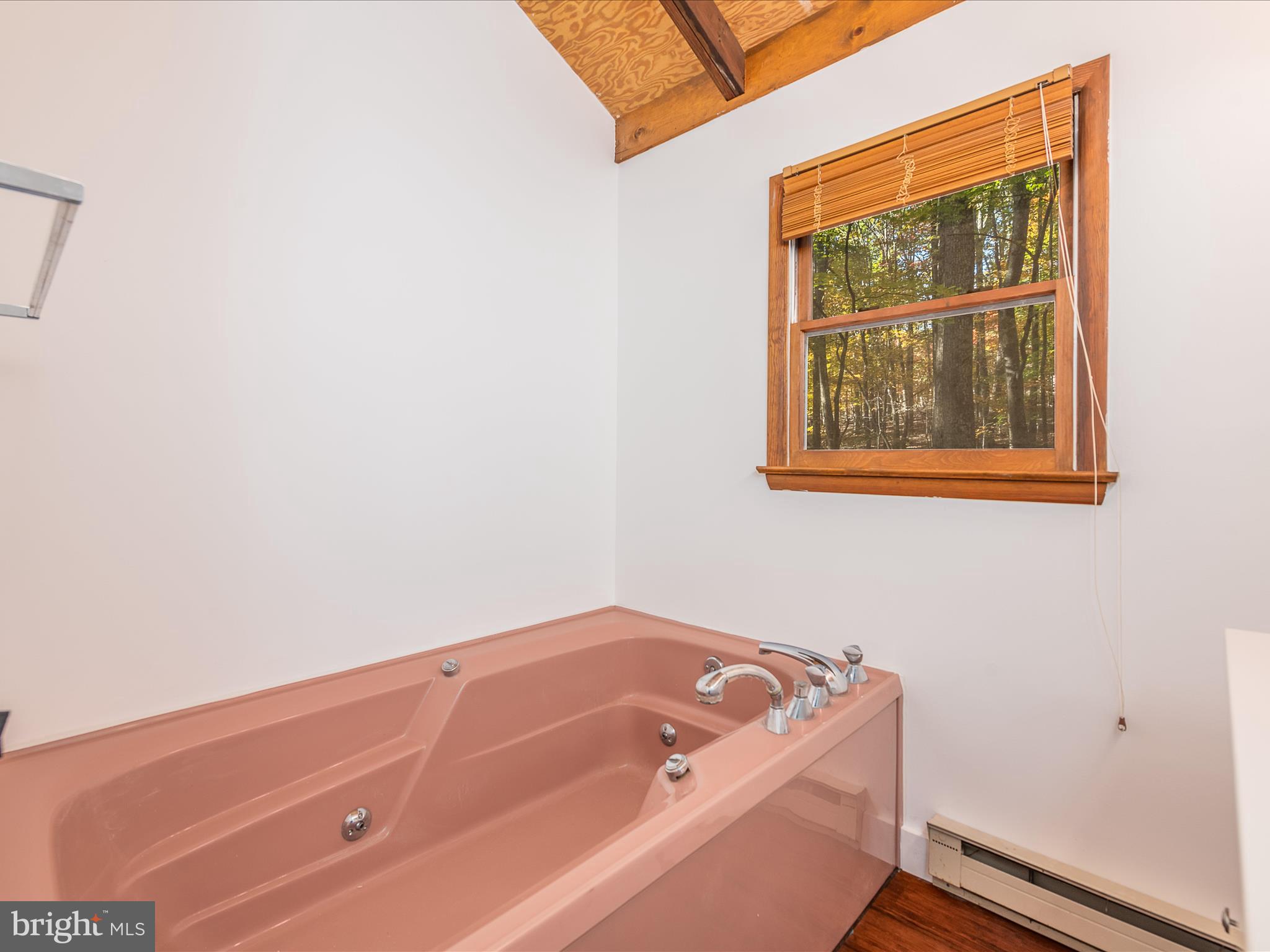 HAPPY VALLEY RETREAT - Residential