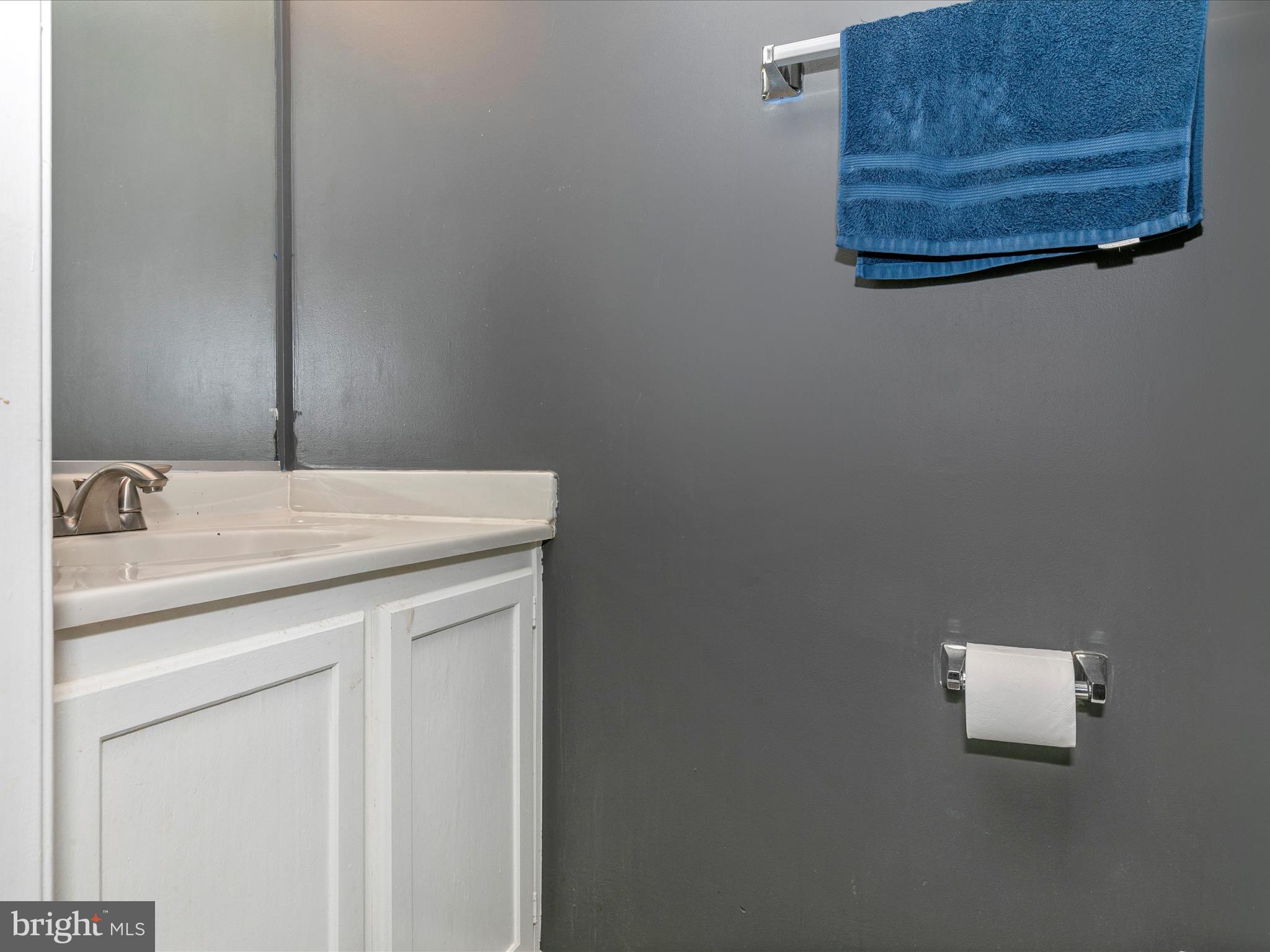 ROBIN MEADOWS - Residential