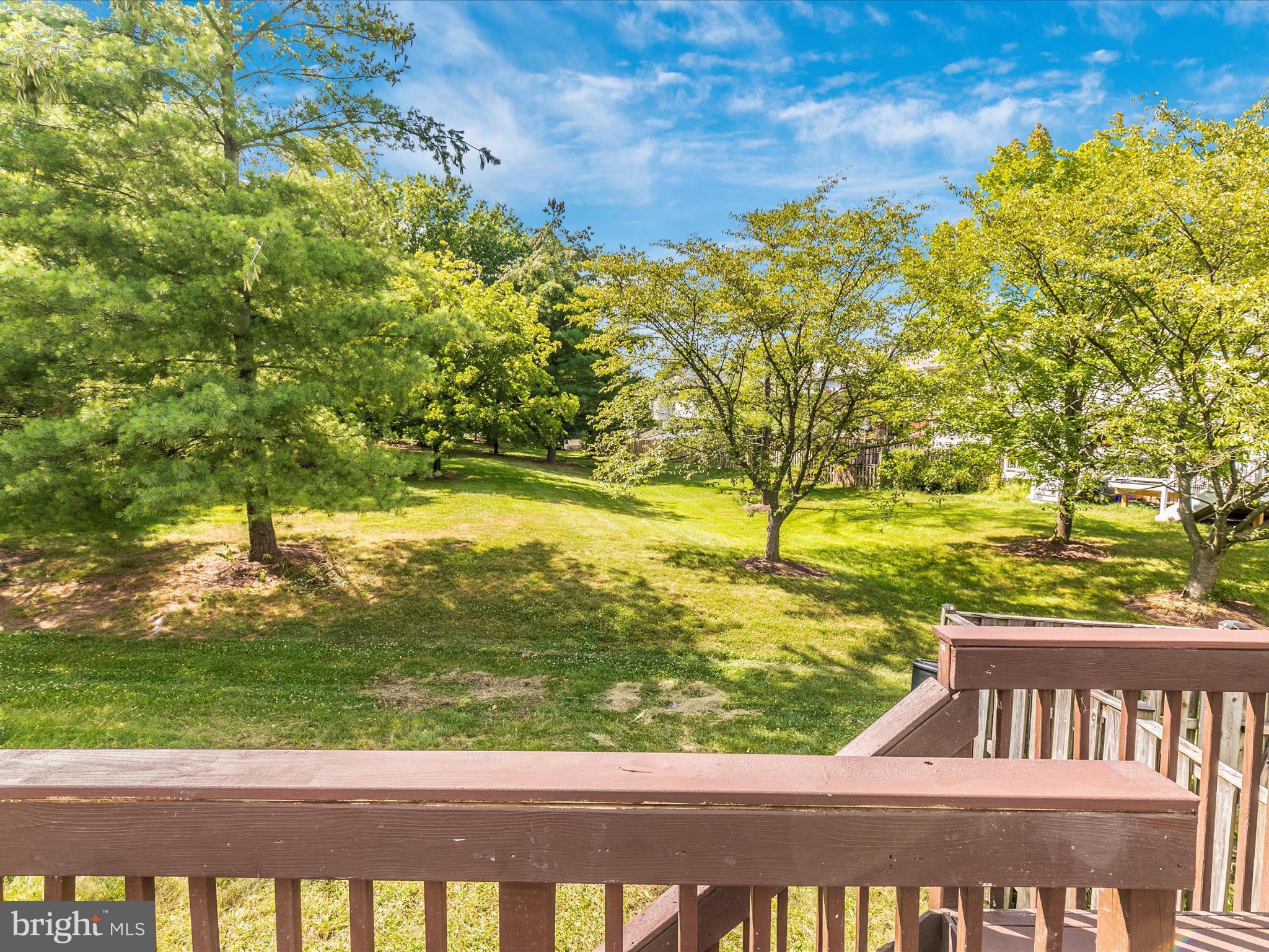 ROBIN MEADOWS - Residential