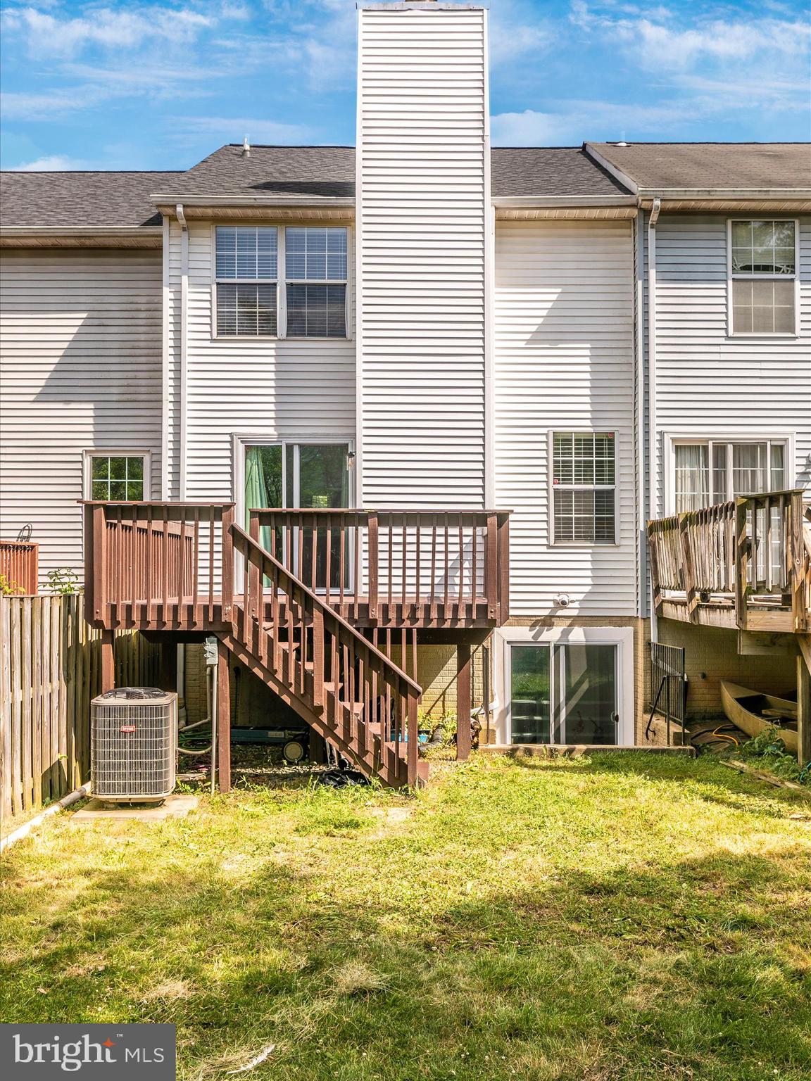 ROBIN MEADOWS - Residential