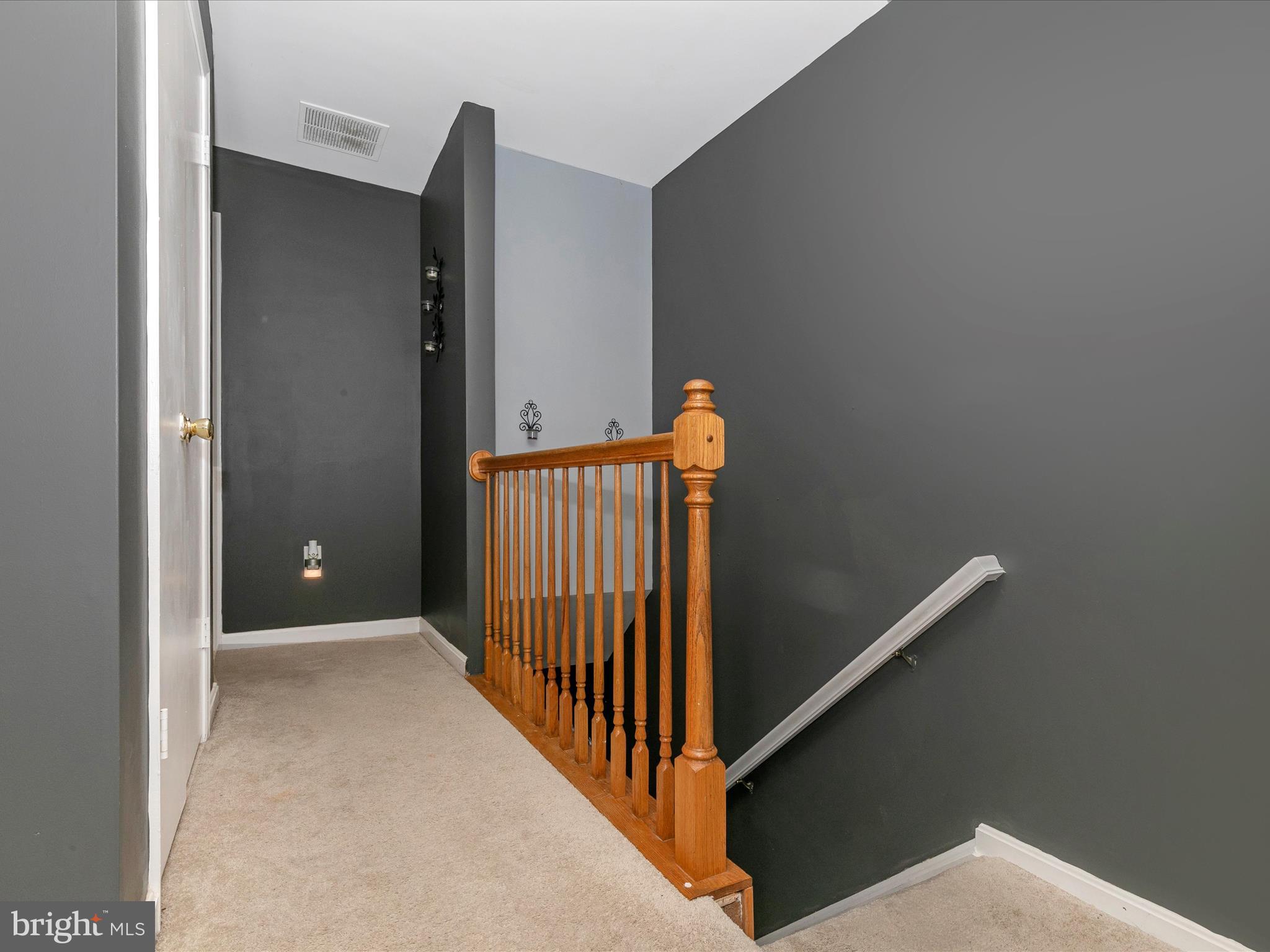 ROBIN MEADOWS - Residential