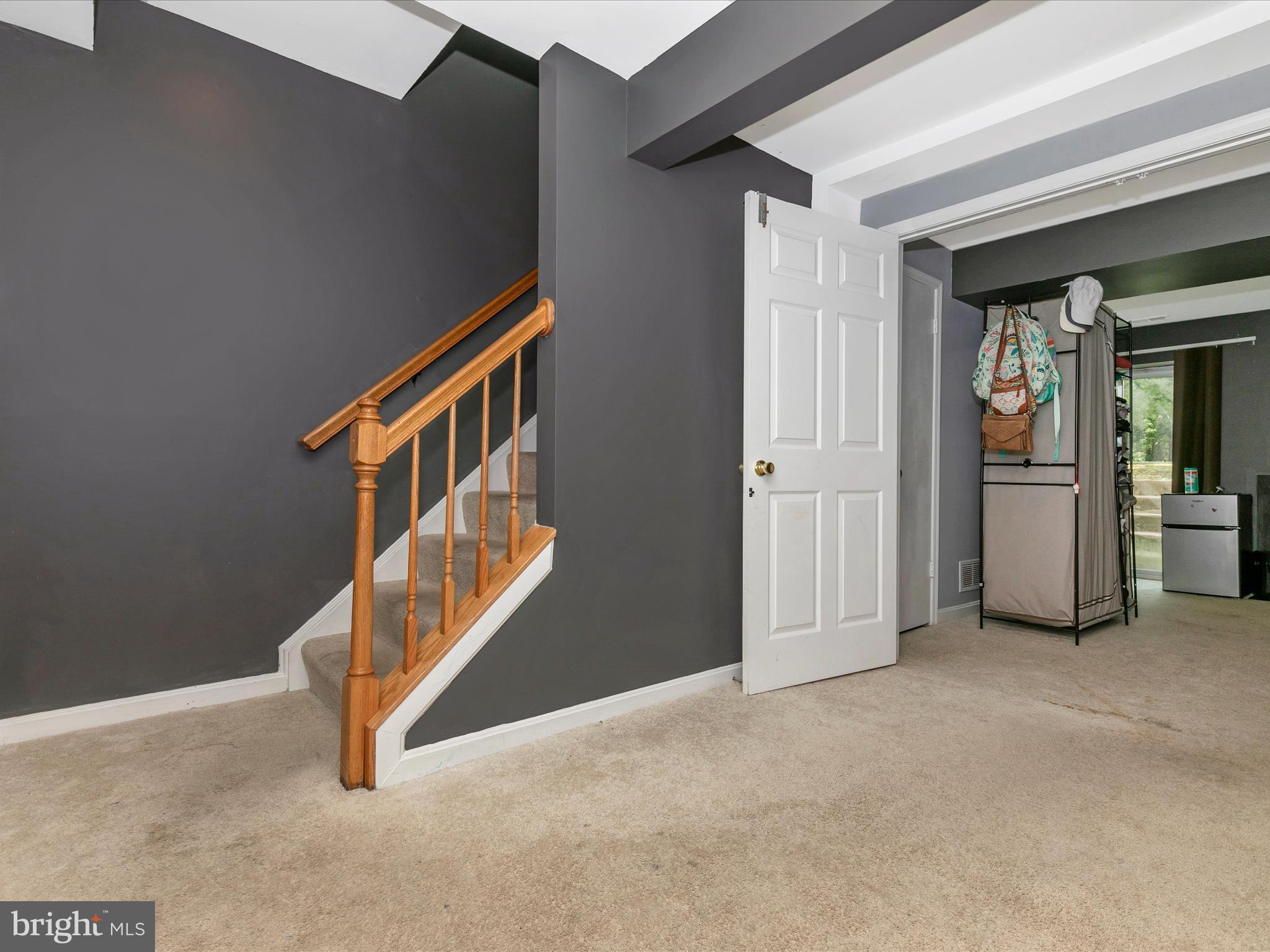 ROBIN MEADOWS - Residential