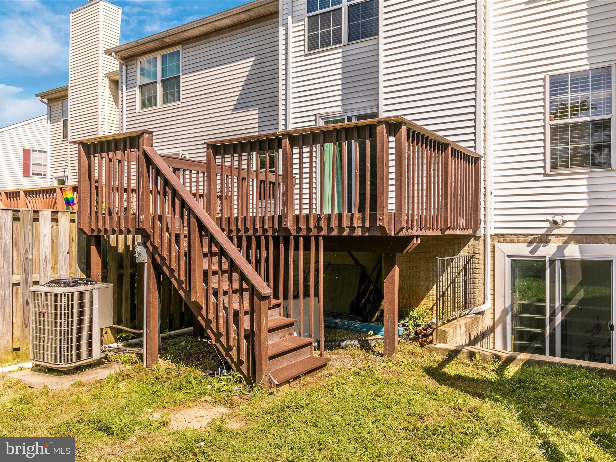 ROBIN MEADOWS - Residential