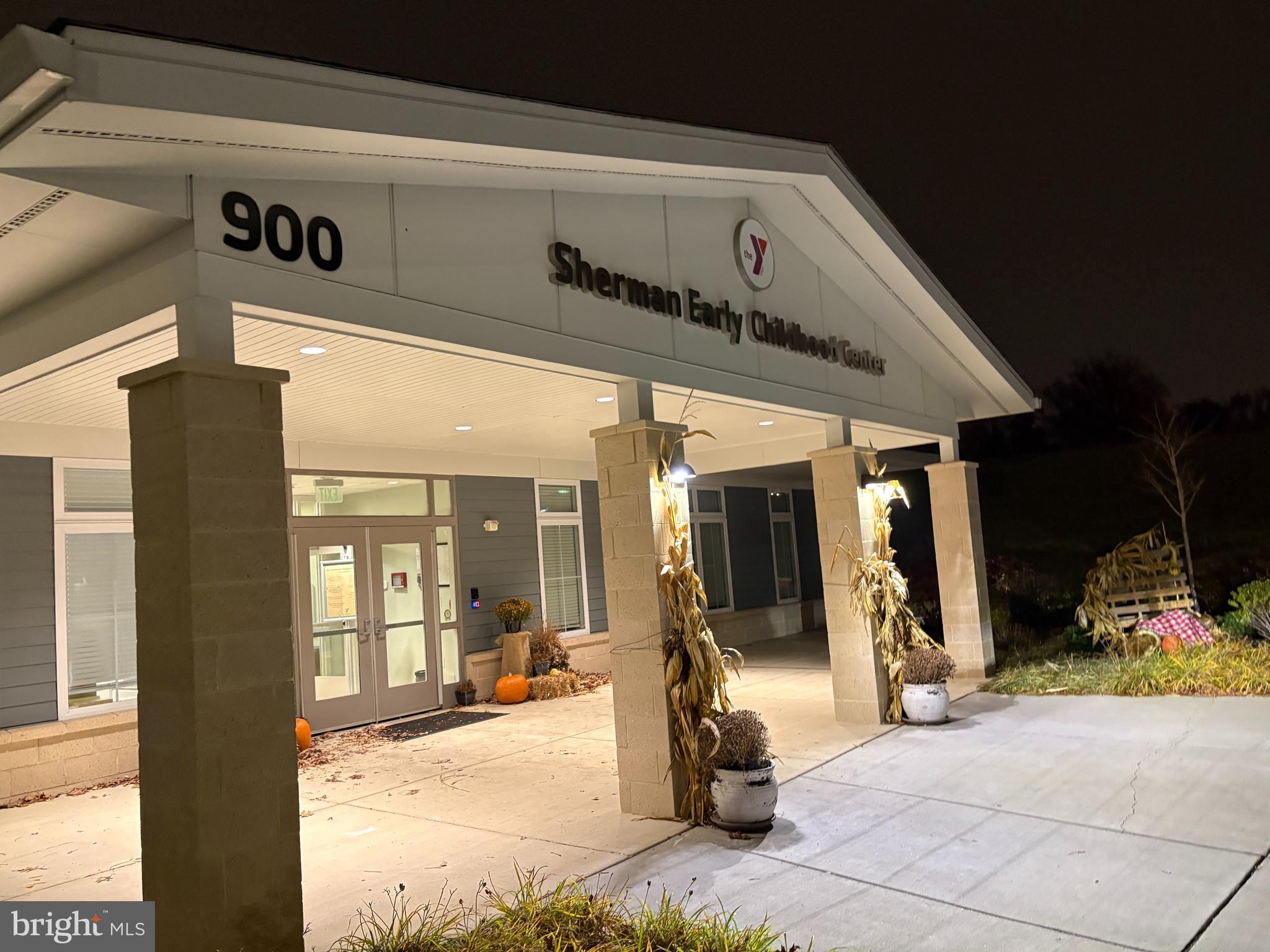 WAVERLY - Residential Lease