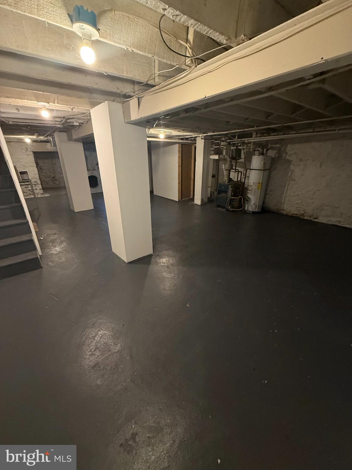 WAVERLY - Residential Lease