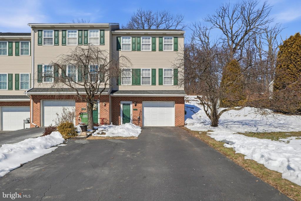 Photo of 2280 North Point, YORK, PA 17406 (MLS # PAYK2097326)